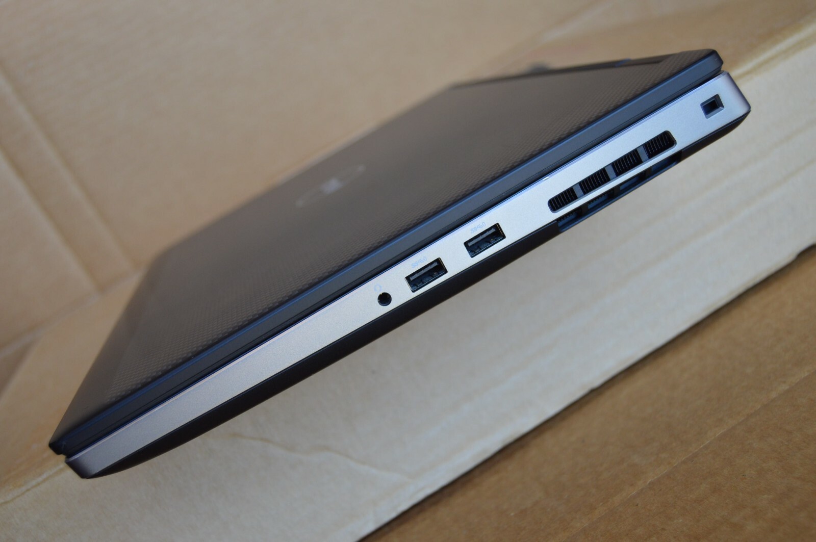 Dell Precision 7530 1080P FHD IPS 6-Core E-2176M 64GB 1TB SSD P3200 Backlit KB’