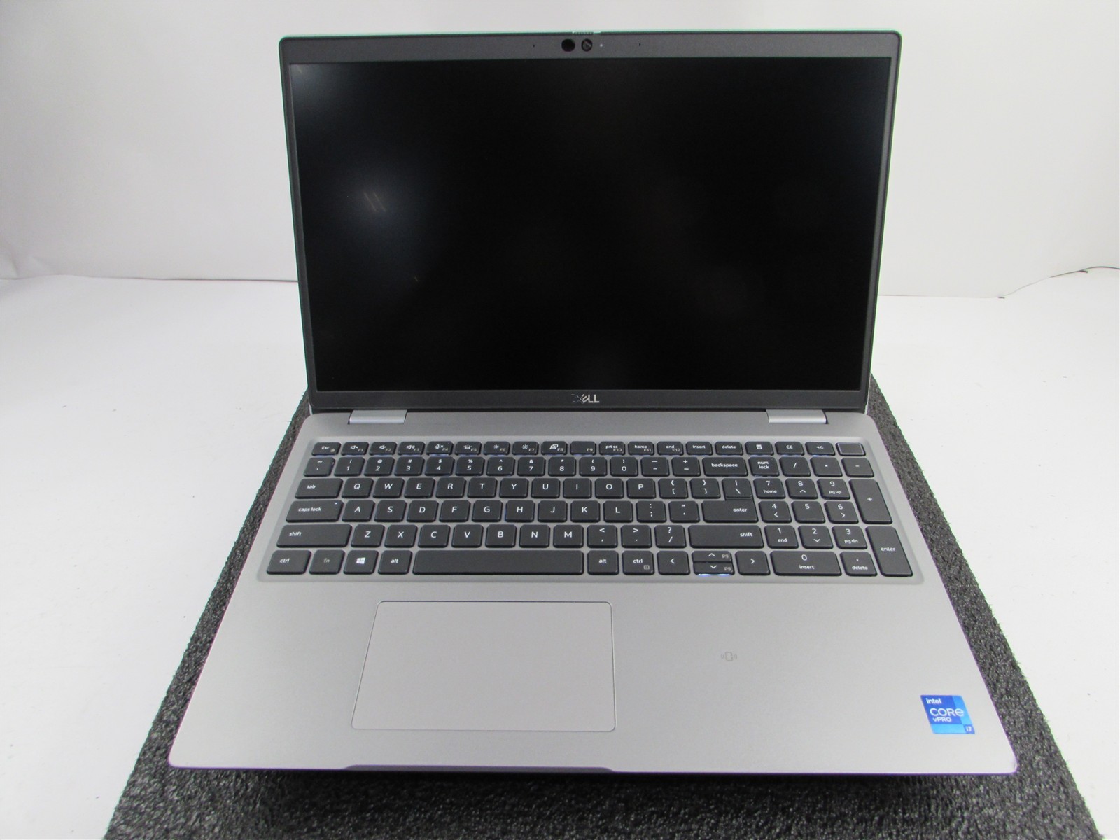 DELL LATITUDE 5520 1920X1080 FHD CORE I7-1185G7 NO SSD 4GB RAM NO O.S