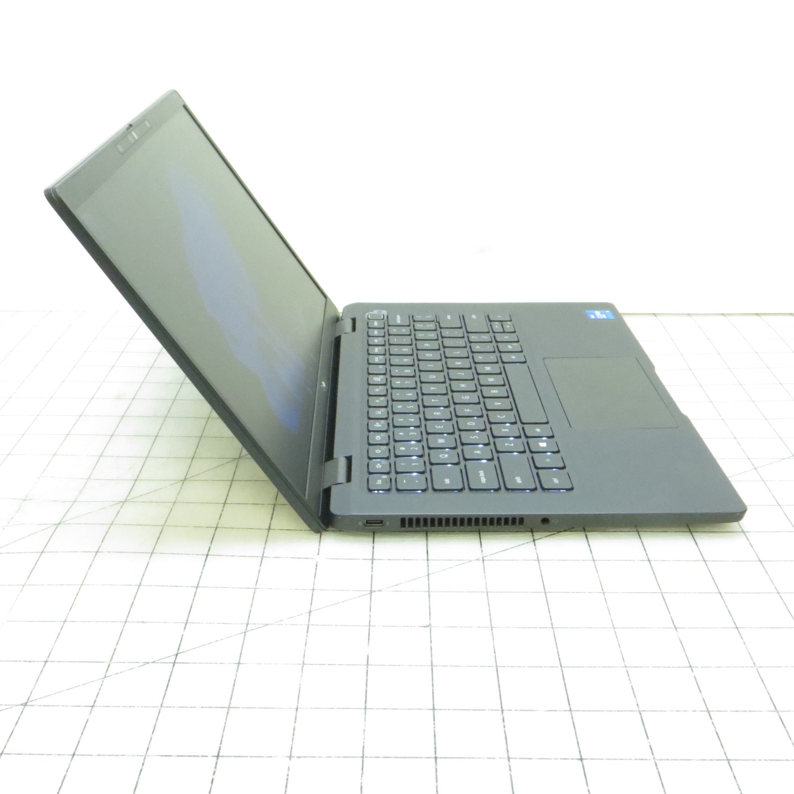 Dell Latitude 7320 Intel i5 11th Gen 16GB RAM 256GB SSD 13.3″ Win 11 Pro Laptop