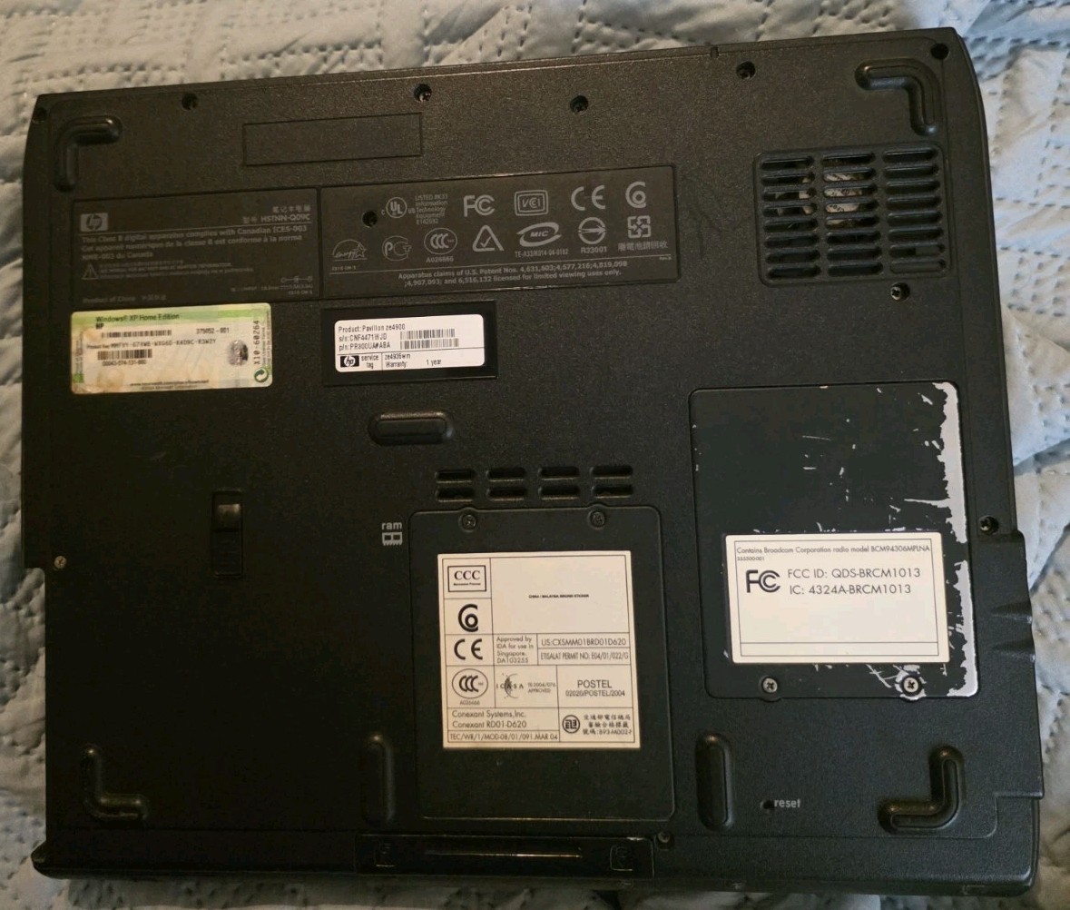 HP Pavilion Ze4900 Celeron M 1.3GHz 256MB DDR 40GB HDD (Read Description)