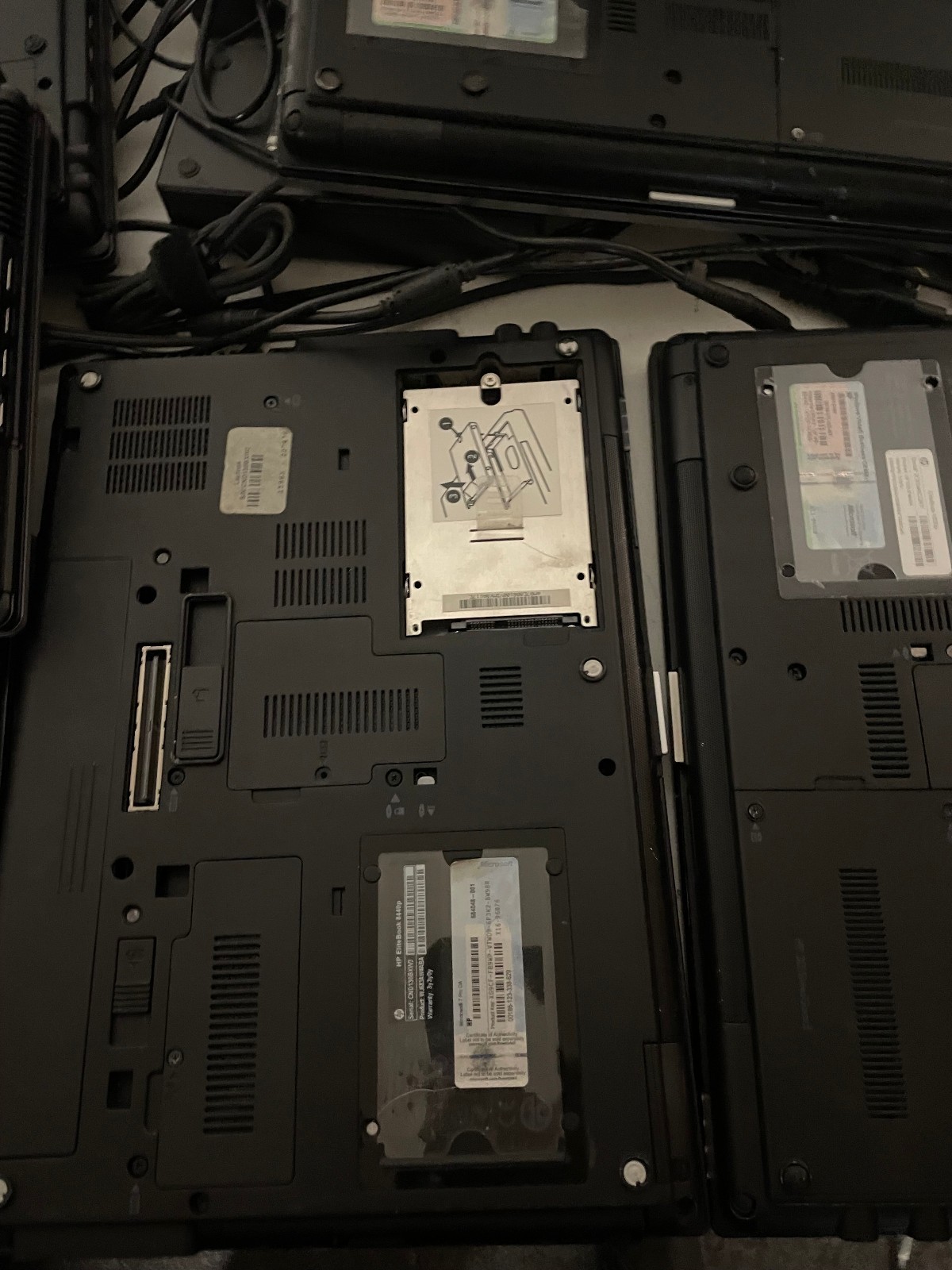 Lot of 6 HP (2) probook 6450B, (1) 6430b[HP-C], (2) Elitebook 6930p, (1) 8440p