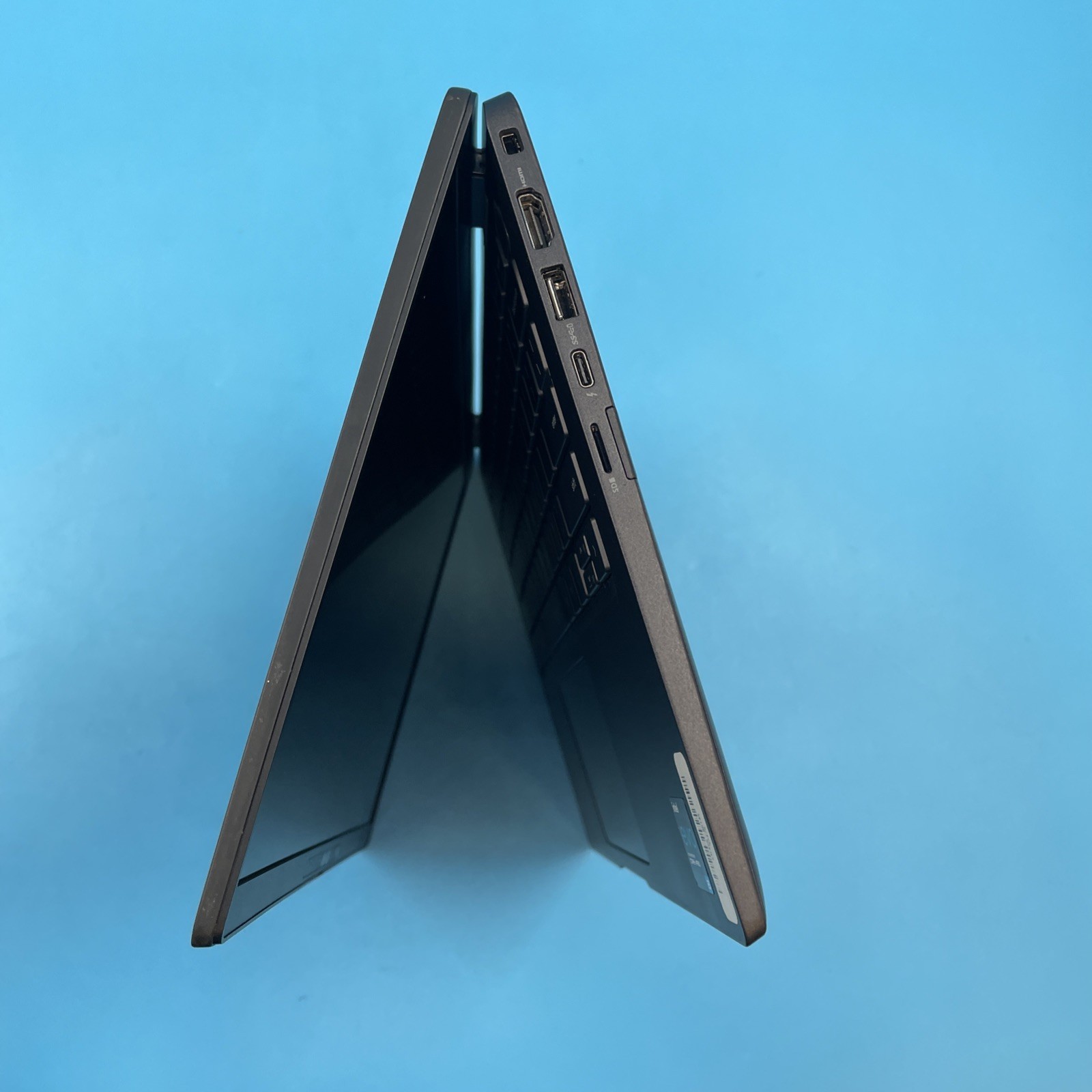 Dell Latitude 7420 | i5-1145G7 | 16GB RAM | NO DRIVE | NO OS | 56% BATTERY