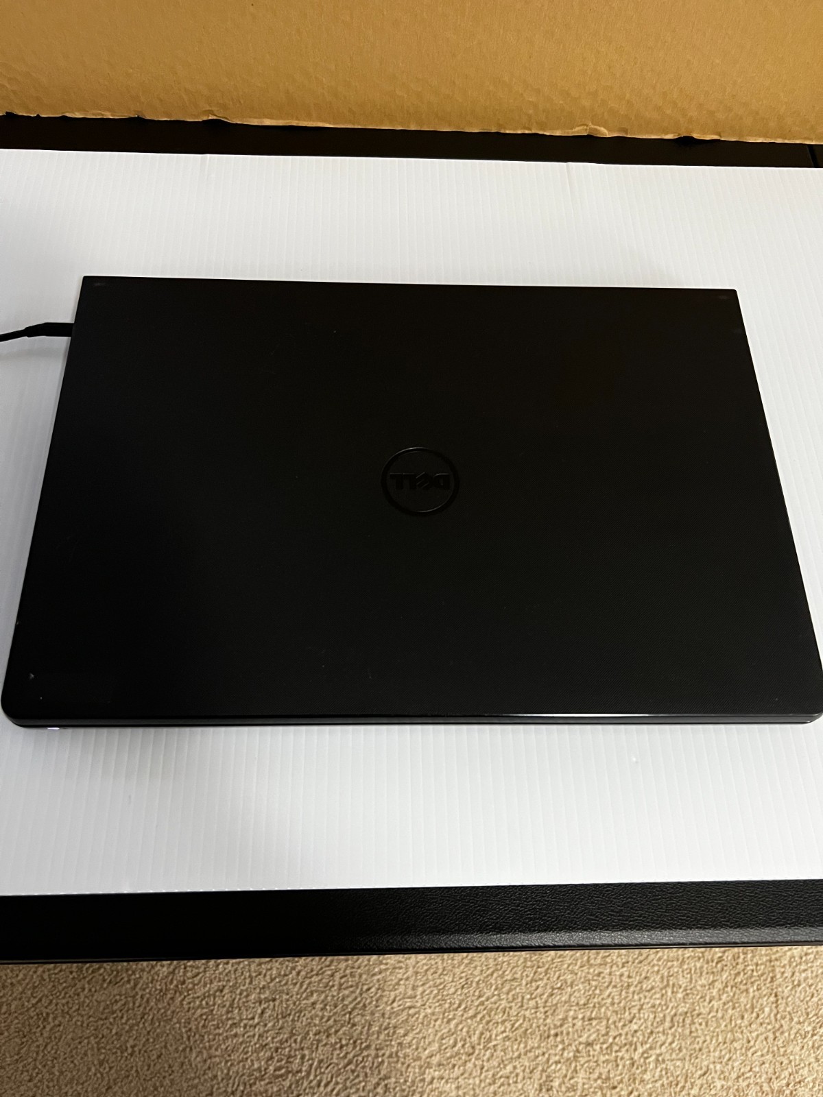 Dell Inspiron 5566 Laptop – Clean, Windows 11 Pro, OEM Adapter, Ready to use.