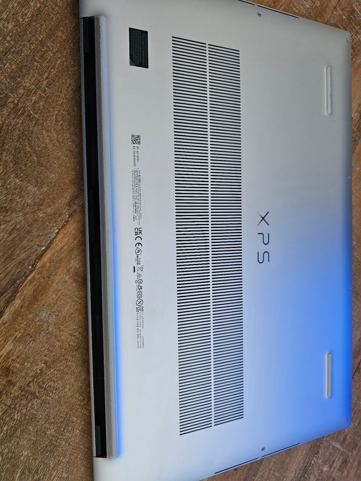 dell xps 17 9700 i9 10885h 32gb rtx 2060