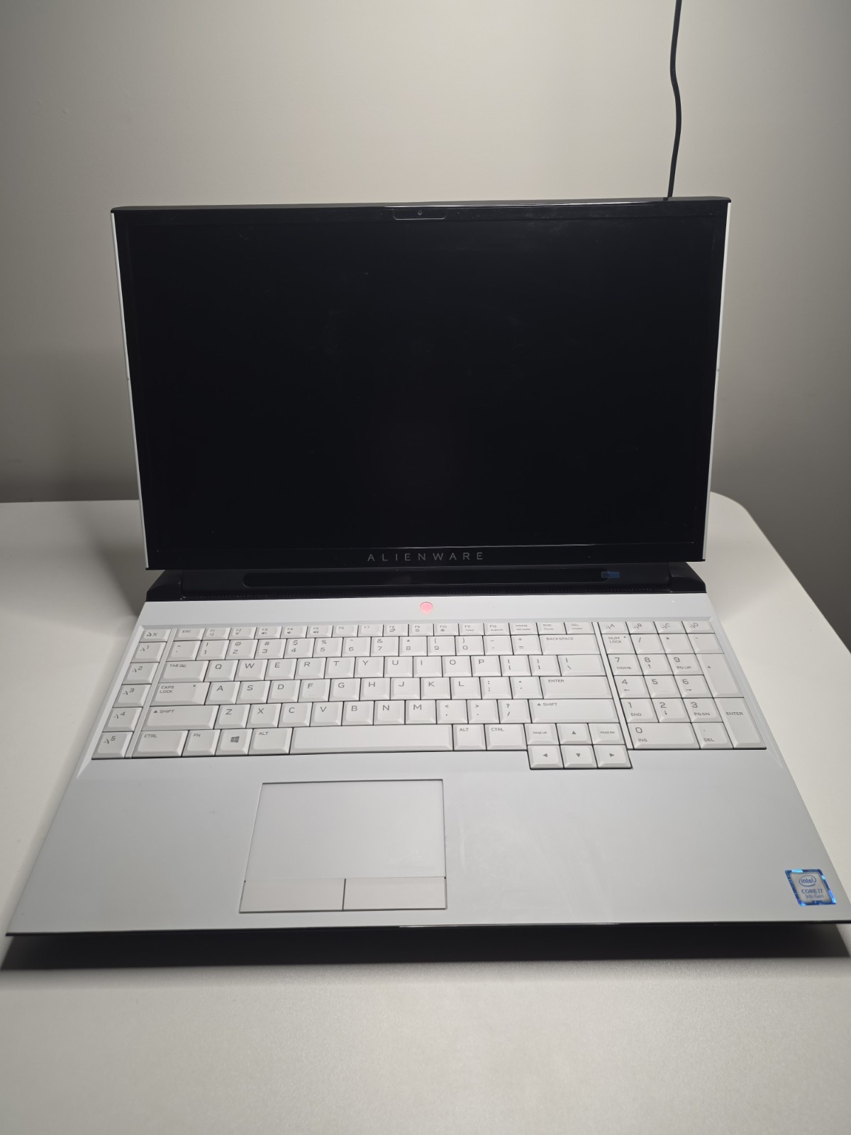 Alienware Area-51m Laptop, RTX 2080, i7-9700K, 16GB RAM, 512GB SSD + 1TB HDD