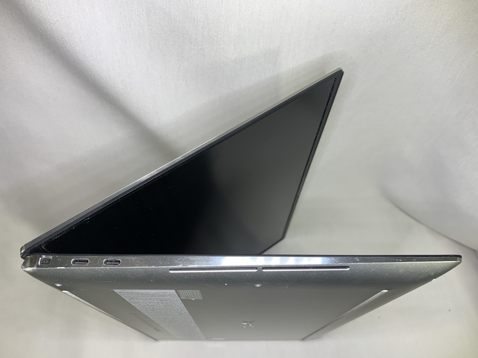 FOR PARTS – Dell XPS 15 9500 15.6″ Laptop i7 10750H 2.6GHz GTX 1650 Ti