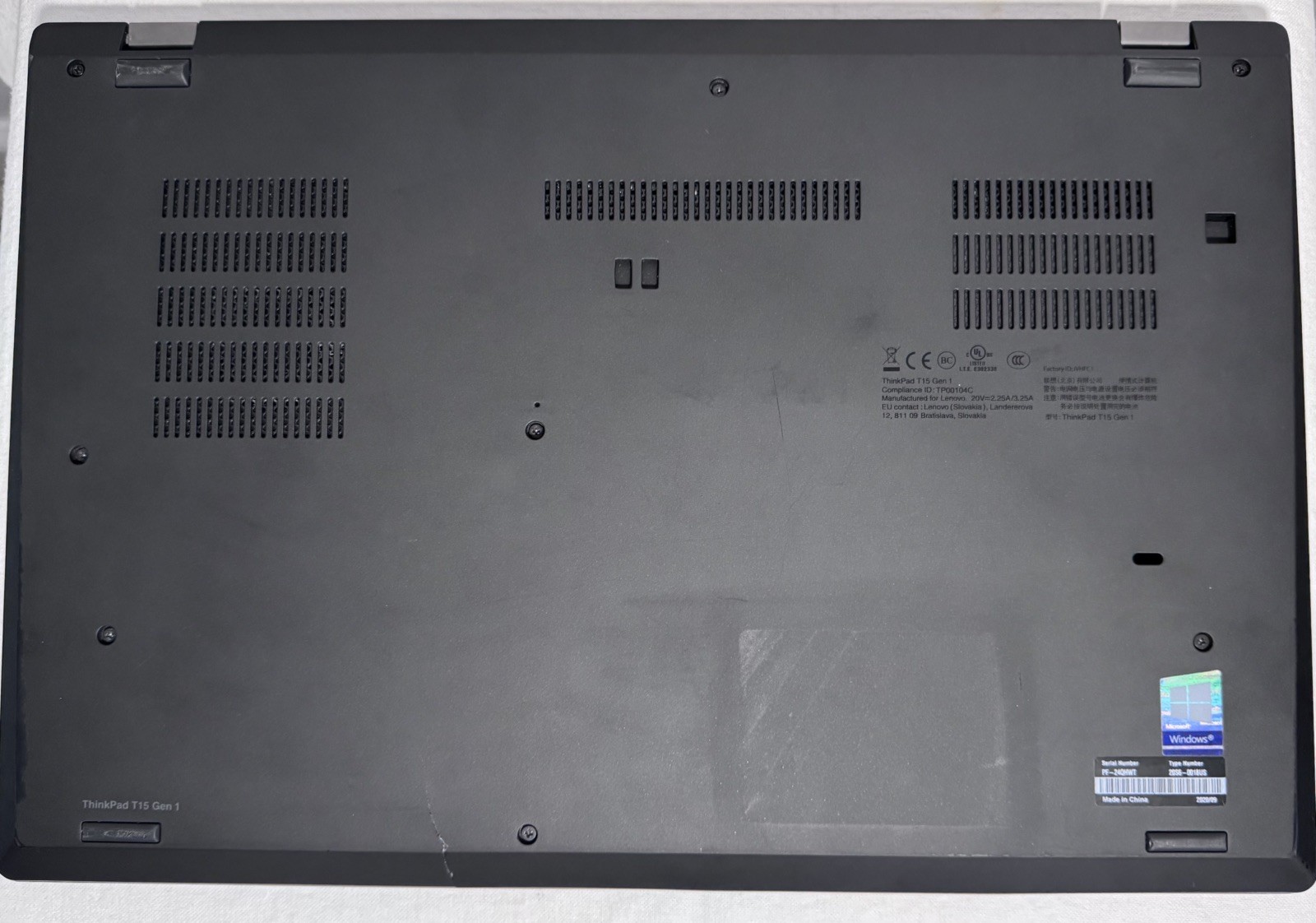 LENOVO ThinkPad T15 Gen1 i7 15.6″ 16GB RAM 512GB SSD WIN11P