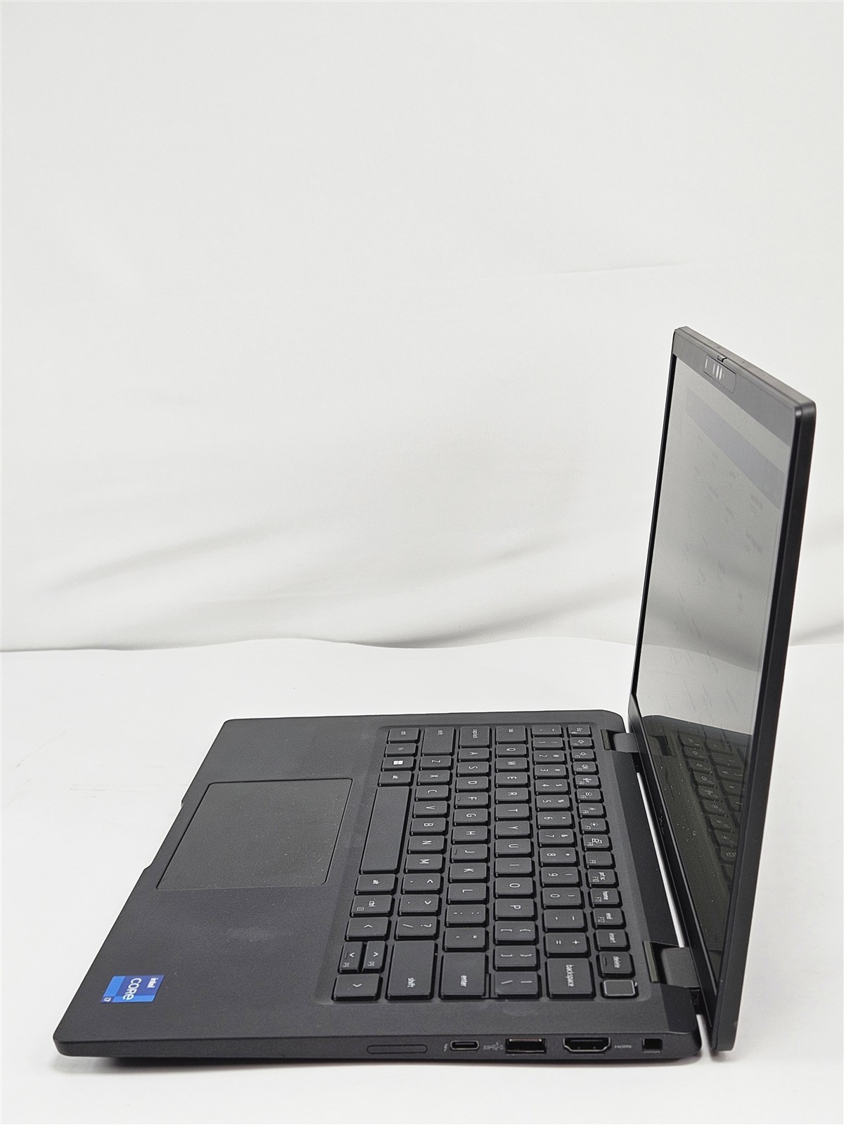 Dell Latitude 7430 14″ i7-1265U 16GB RAM 256GB SSD Thunderbolt 4 No OS