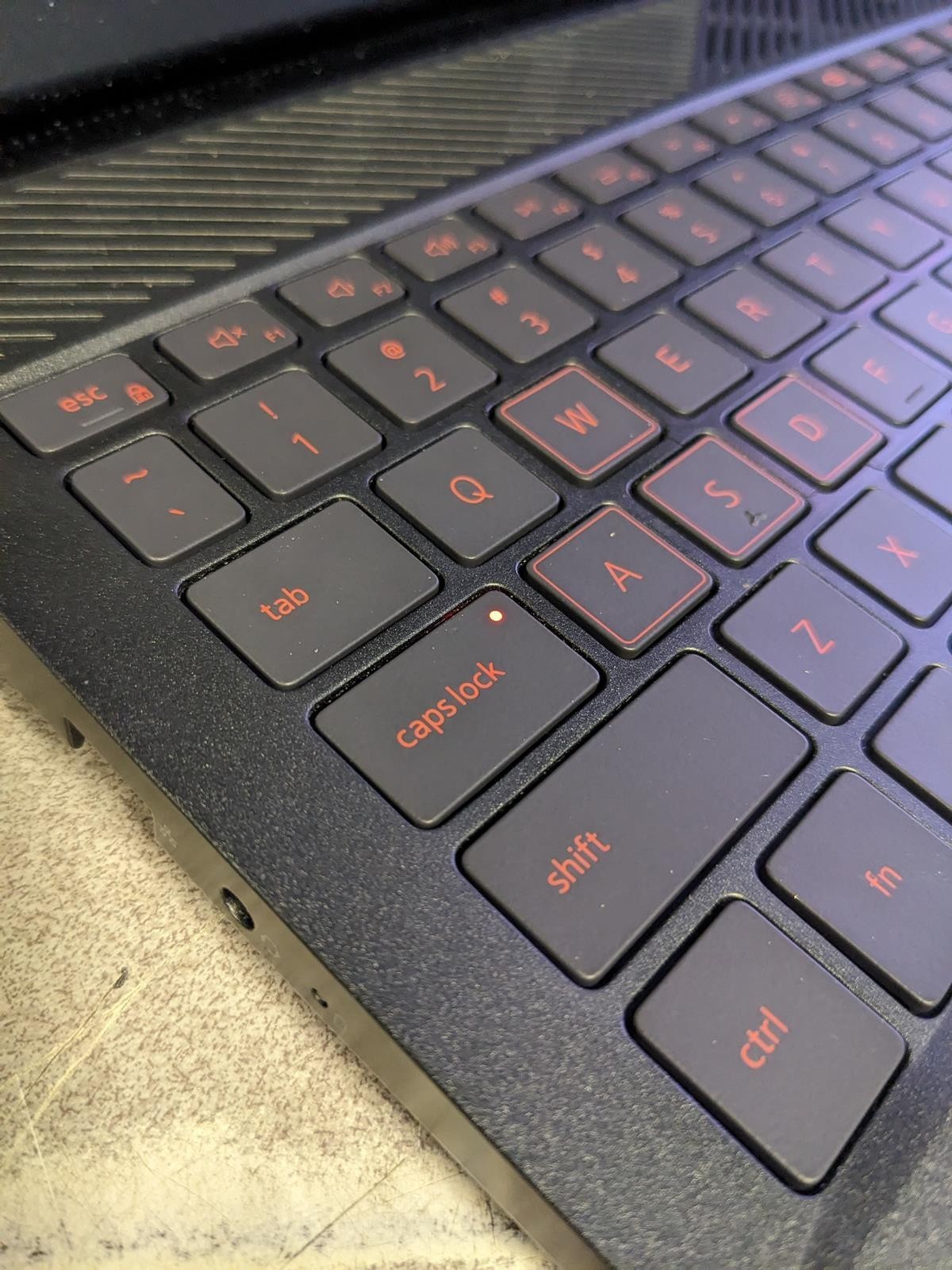 DELL G15 552I SPECIAL EDITION i9-12900H @ 1.8GHz, NO RAM/NO HDD/OS – (FOR PARTS)
