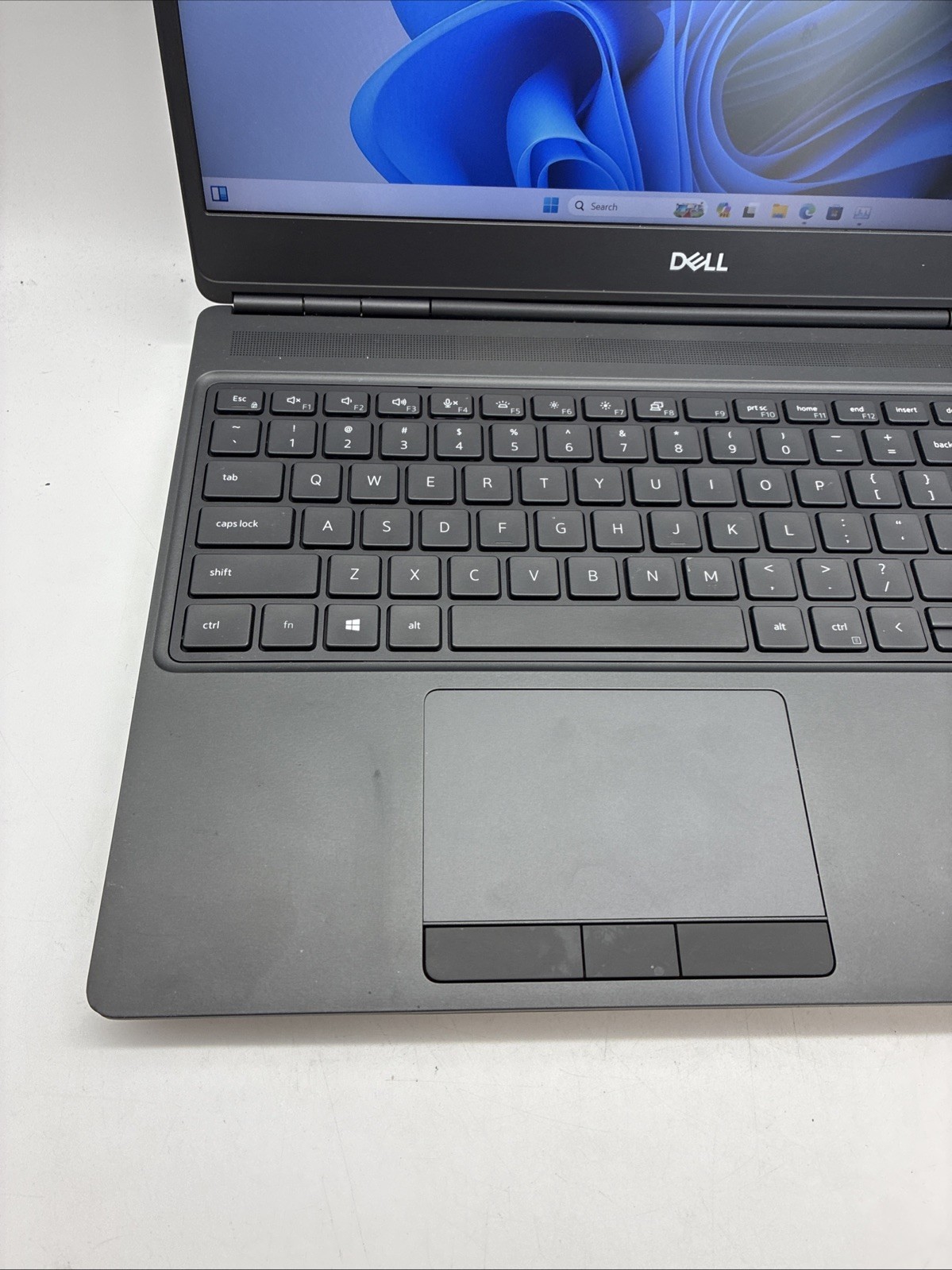 Dell Precision 7550 NVIDIA Quadro RTX 3000 2.4GHz Intel Core i9-10 32GB 512 (L2)