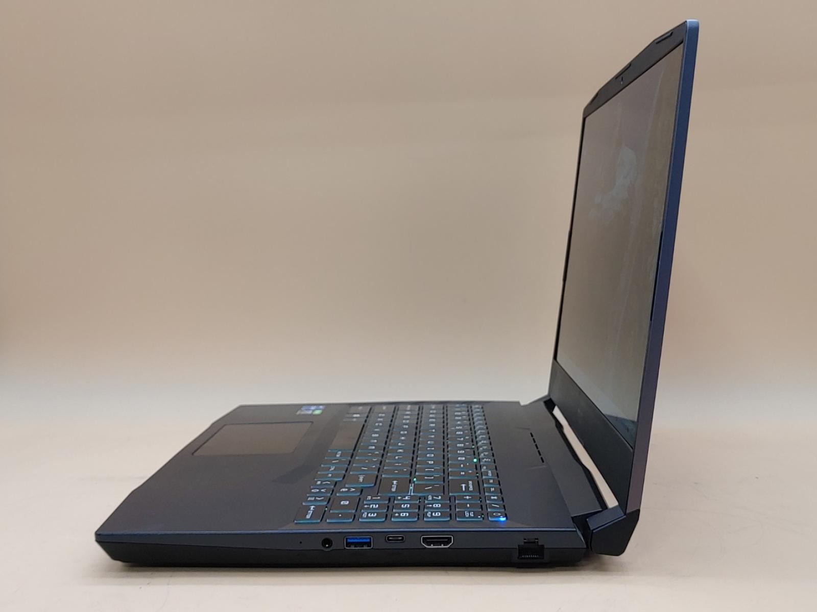 MSI Crosshair 15 A11UEK Intel i7-11800H 16GB 1TB SSD Win11 RTX 3060 *NO A/C*