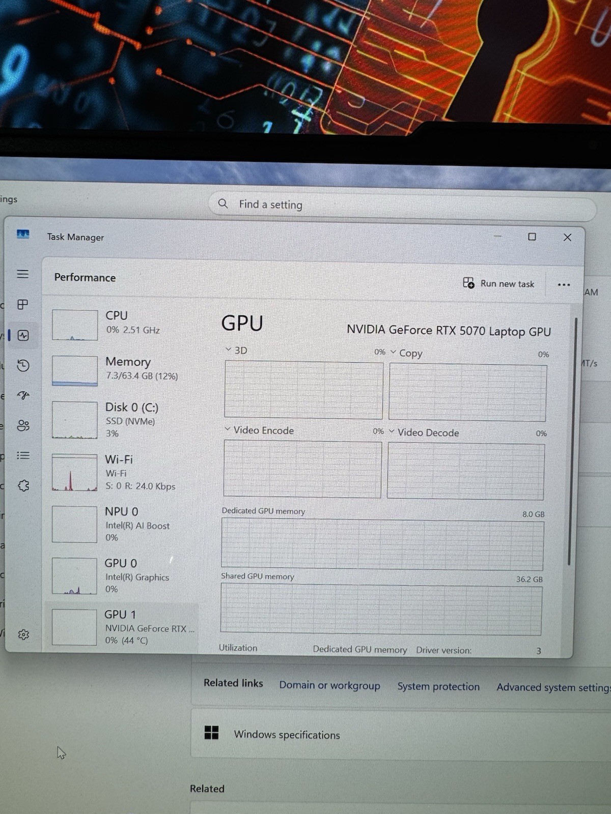 Lenovo Legion Pro 5 16IRX8H i9 RTX 5070 64GB 3.73TB SSD 16″ 2560×1600 Win11