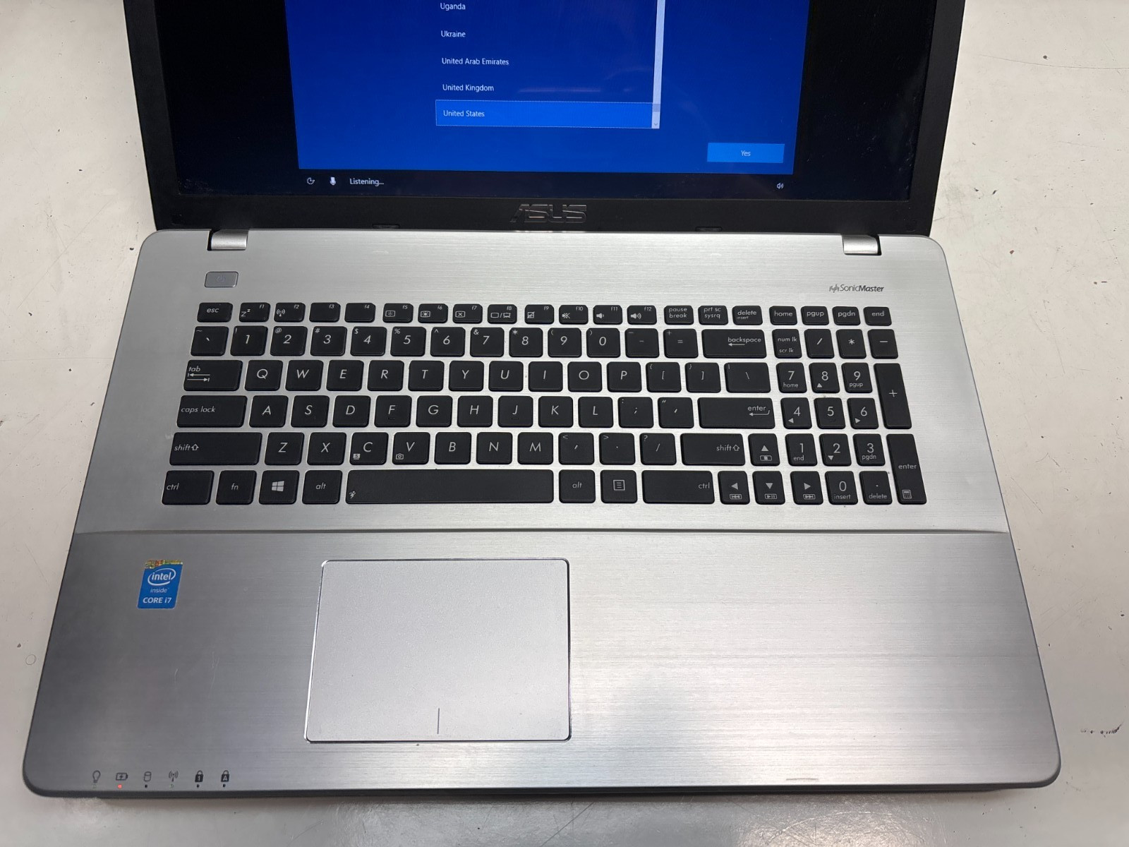 Asus R751JN-MH71 Intel i7-4710HQ 2.50Ghz 16GB 1TB HDD Windows 10 Nvidia GT 840M