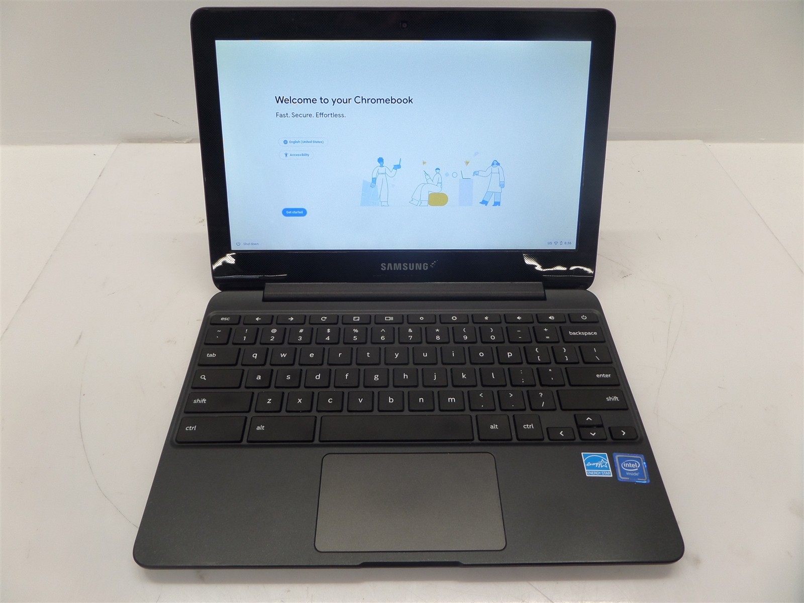 Samsung 11.6″ Chromebook 3 XE500C13-K04US Celeron N3060 1.6GHz 4GB RAM 16GB eMMC