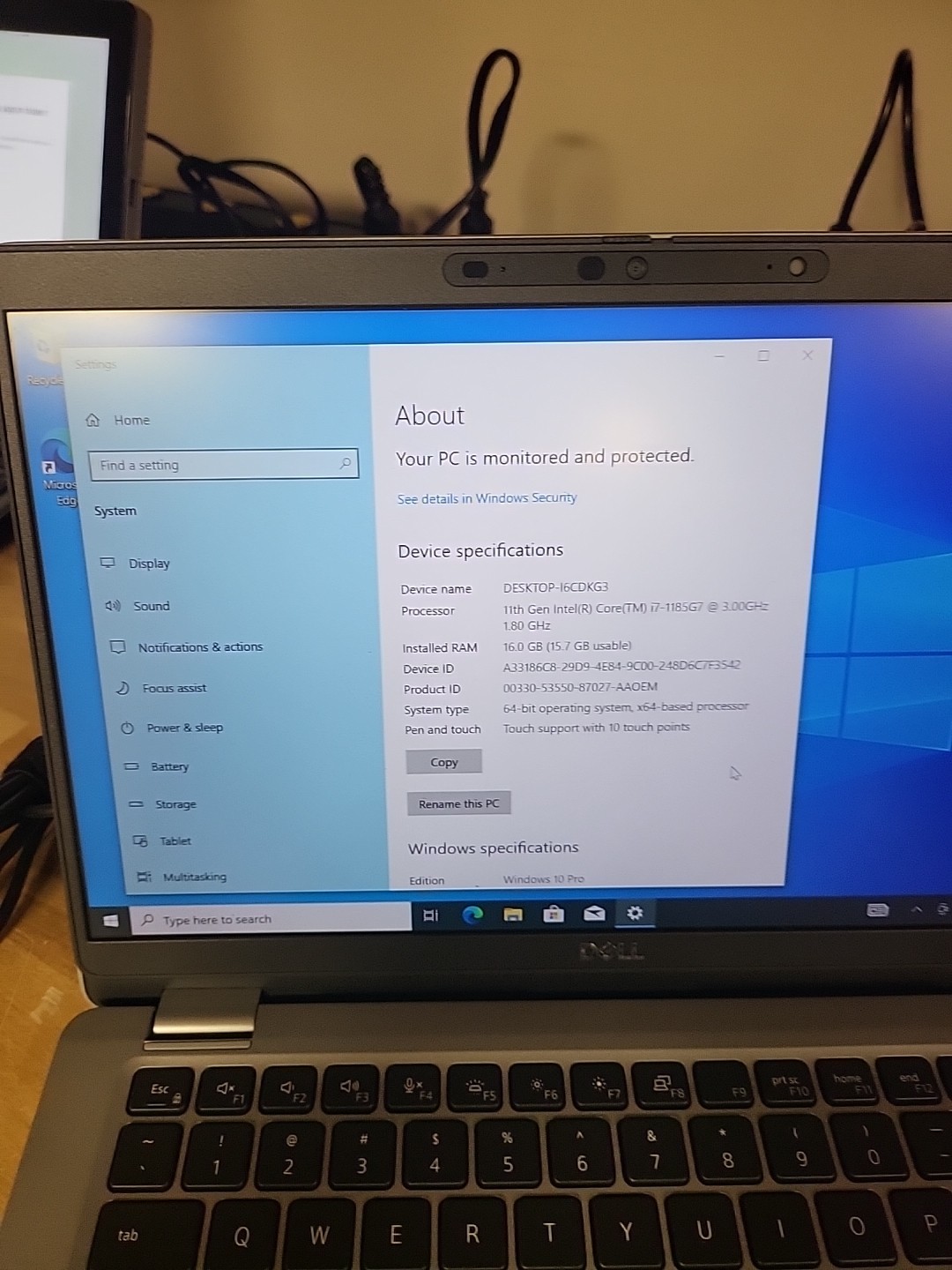 Dell latitude 5320 i7-1185g7 16ram windows 10 pro 476gb storage –