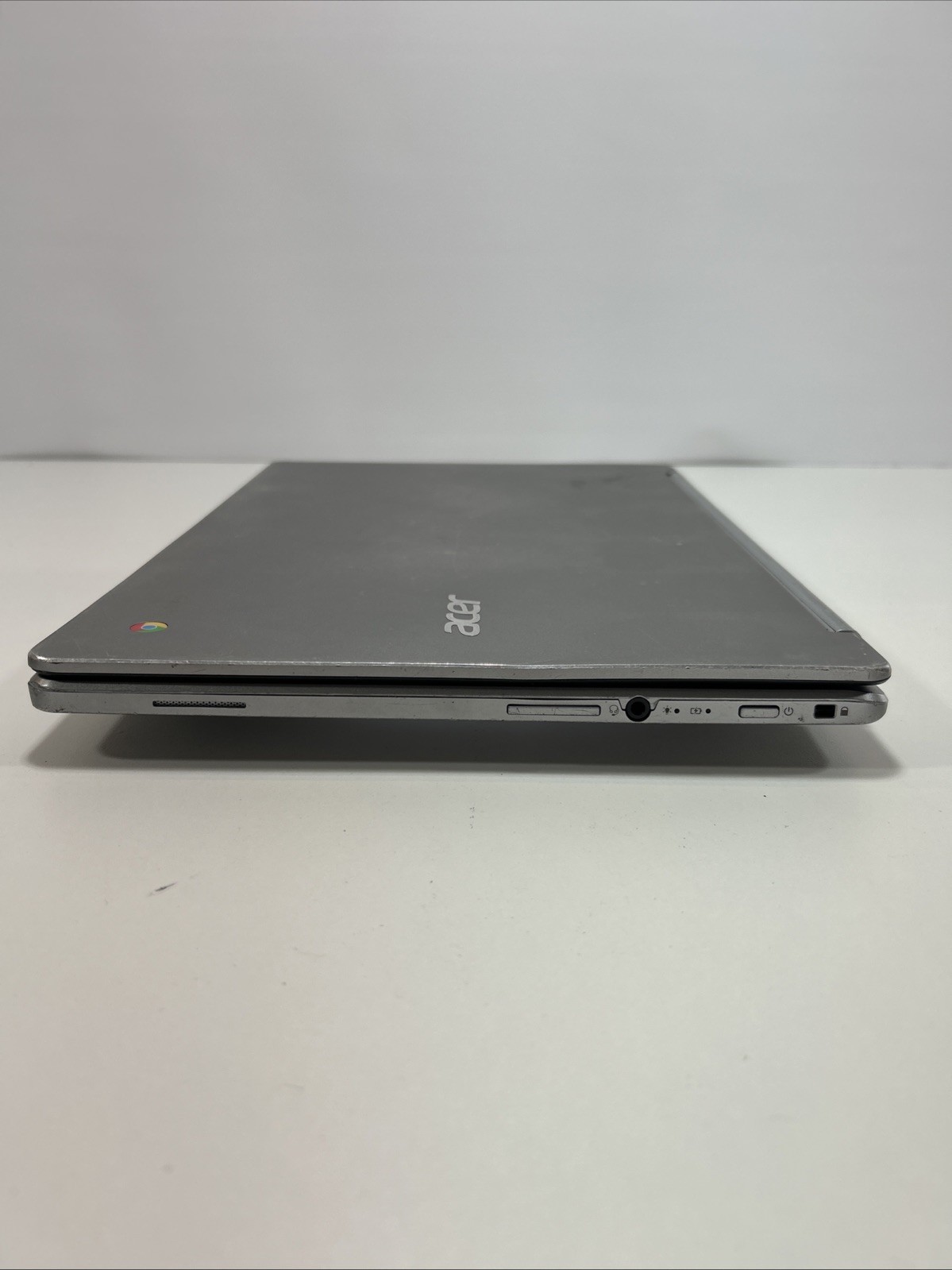 Acer Chromebook R13 MediaTek MT8173C 4GB DDR3 Ram 13.3” FHD For Parts