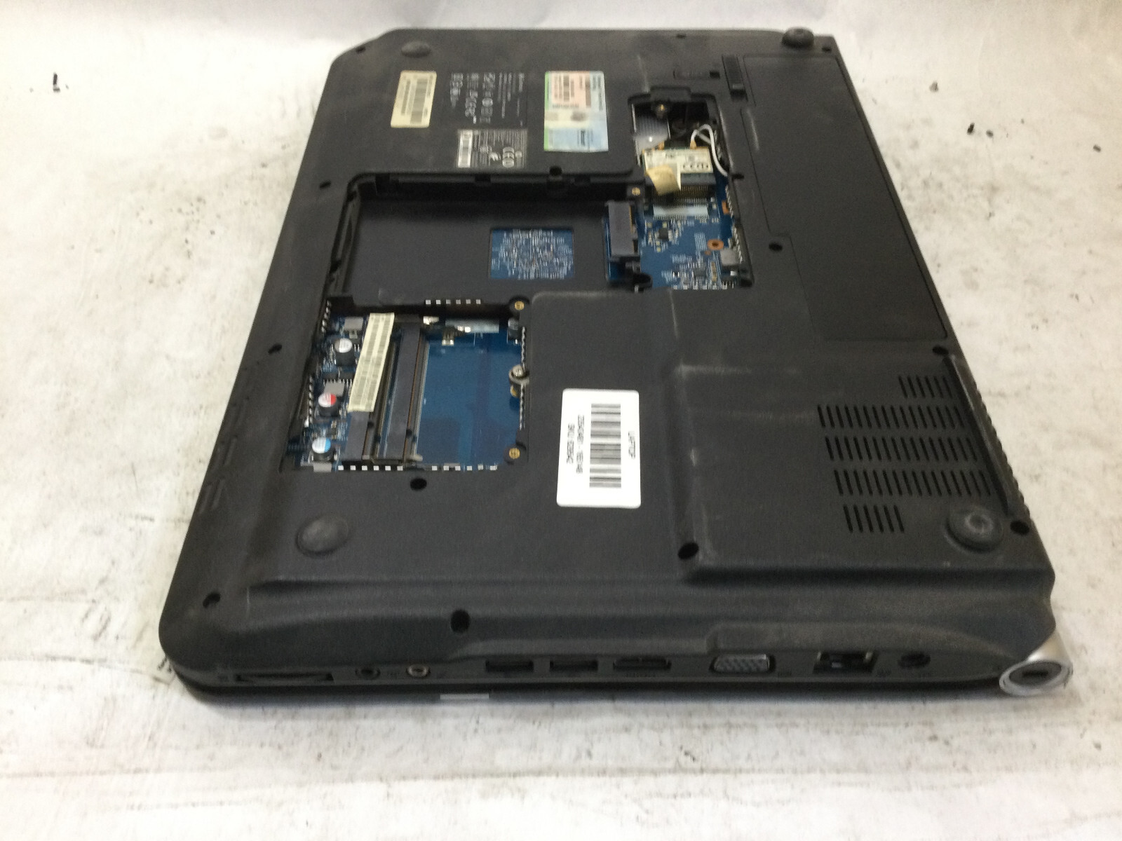 GATEWAY NV52 – FOR PARTS – AMD ATHLON X64 – NO RAM – READ DESCRIPTION – BB