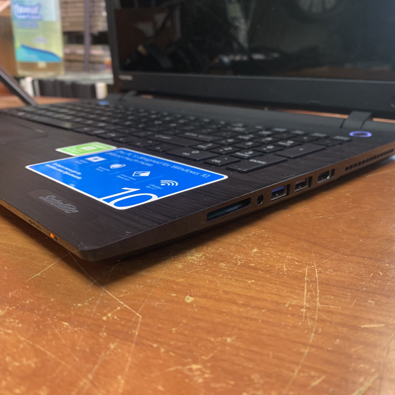 TOSHIBA SATELLITE C55-C5380 I5-4210U 2.40GHZ 750TB HD | 8GB RAM | WIN 10 PARTS