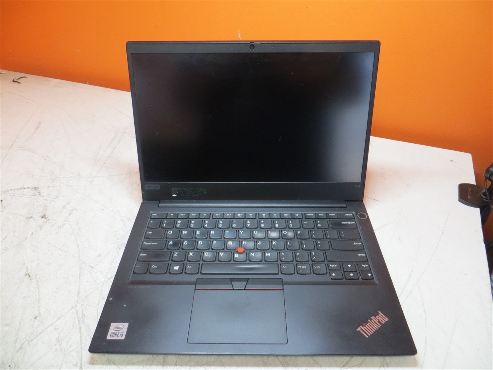 Light Spots Lenovo ThinkPad E14 Laptop Intel i5-10210U 1.6GHz 8GB 256GB SSD w/OS