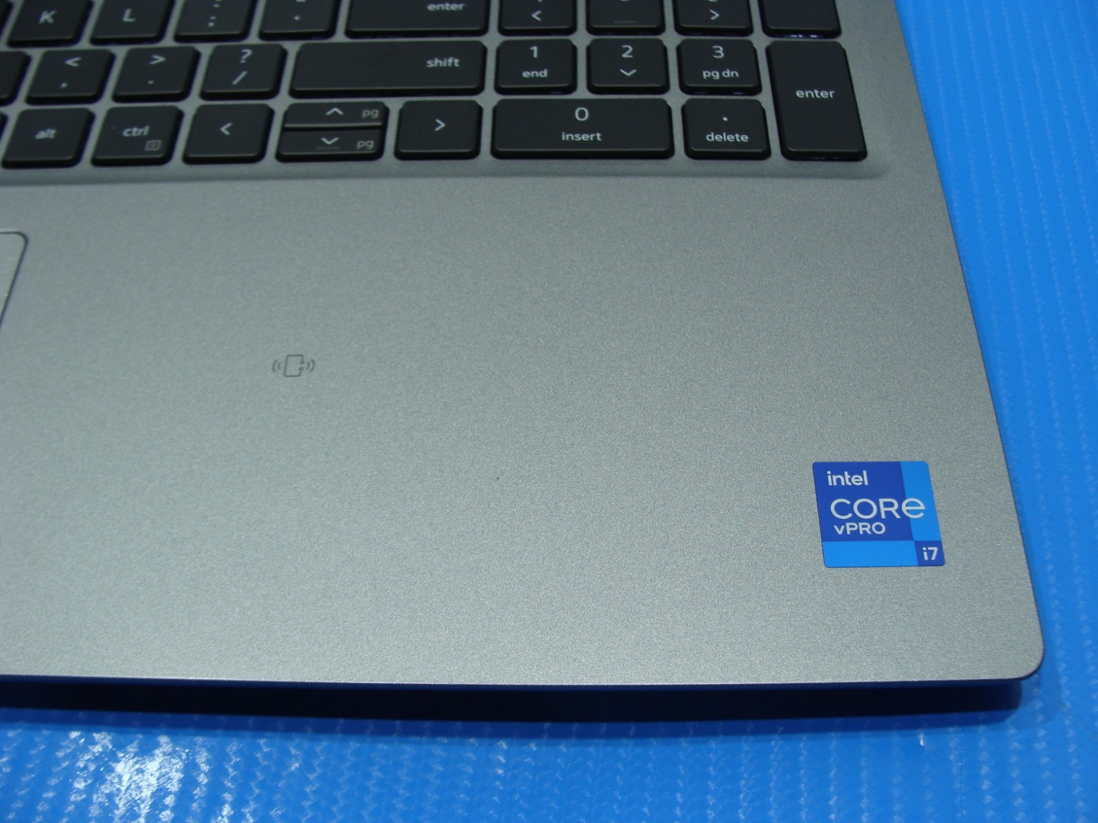 Dell Latitude 5520 15.6″FHD Intel vPRO i7-1185G7 3GHz 8GB 256GB Win11Pro +PowAd