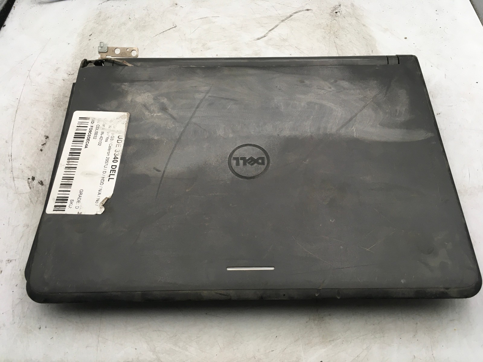 DELL LATITUDE 3340 – BOOTS TO BIOS – BAD HINGE – 8GB RAM – INTEL CELERON – BB