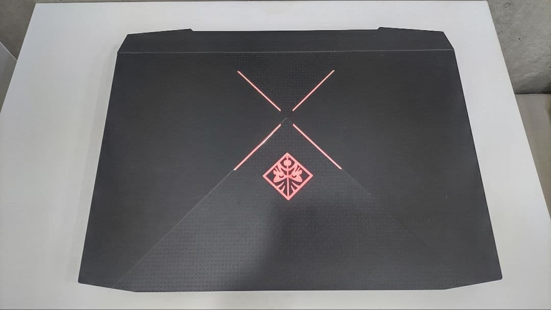 OMEN X by HP 17-ap034TX 17.3 Inch FHD 144Hz i7-7820HK 32GB 512GB SSD+1TB HDD