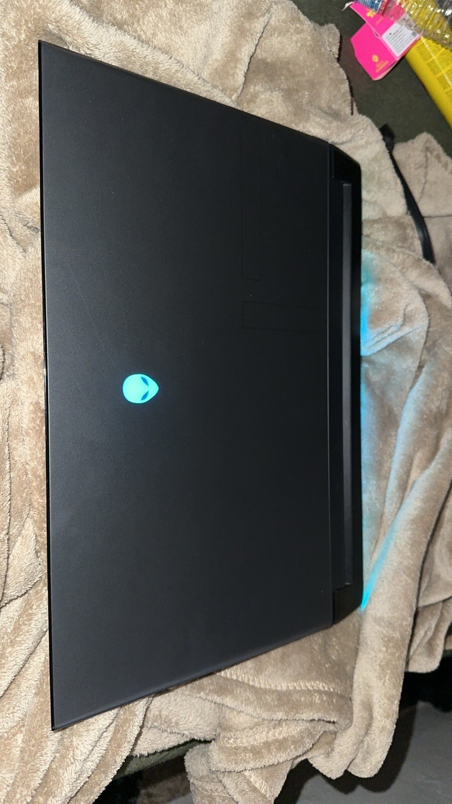 alienware m17 r3 gaming laptop