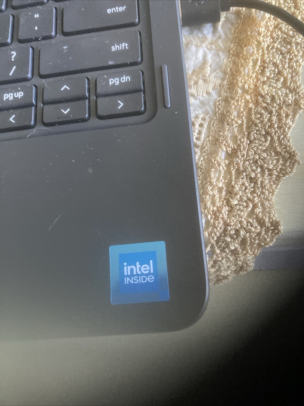 Dell Latitude 3140 BTX 2-in 1 Window11