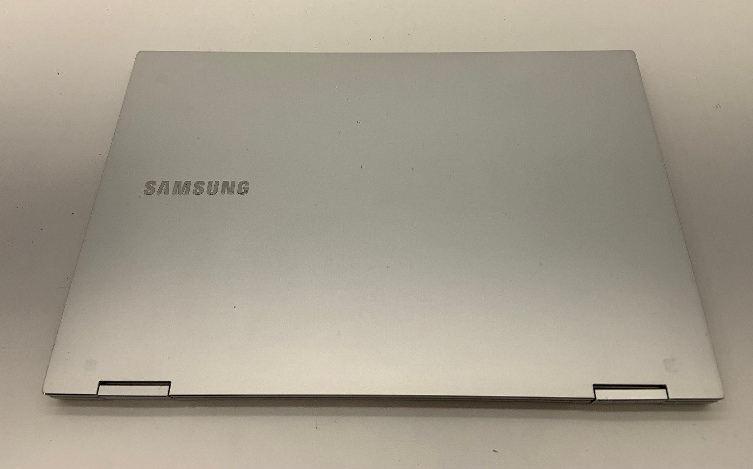 Samsung Galaxy Book Flex Alpha 2-in-1 13.3″ Intel Core i7 12GB 512GB SSD