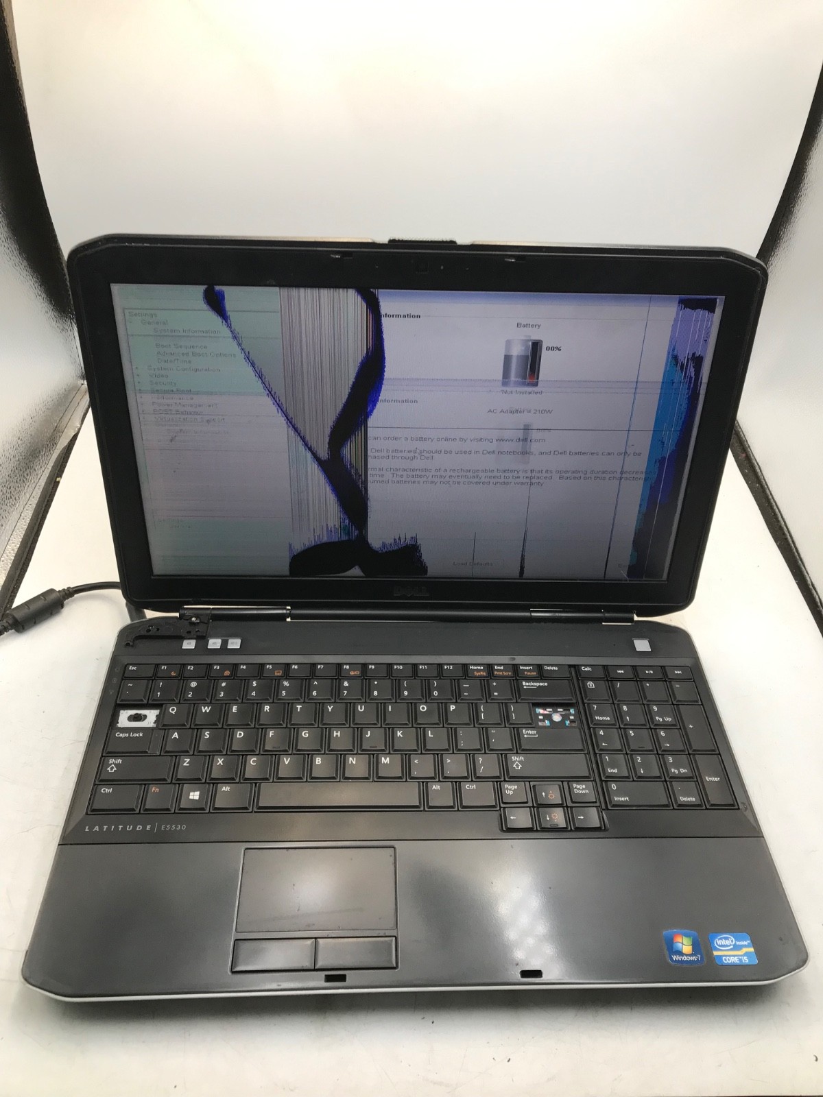 Dell Latitude E5530 Intel Core i5 3rd Gen. 15.6″ Laptop-BAD DISPLAY/HINGE-MZ