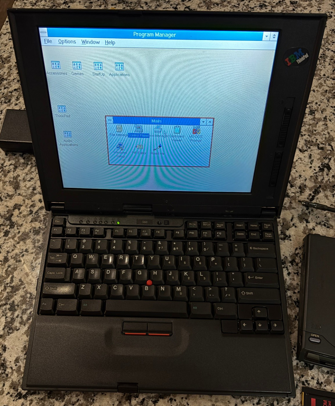IBM ThinkPad 560 Windows 3.1 with EXTRAS!