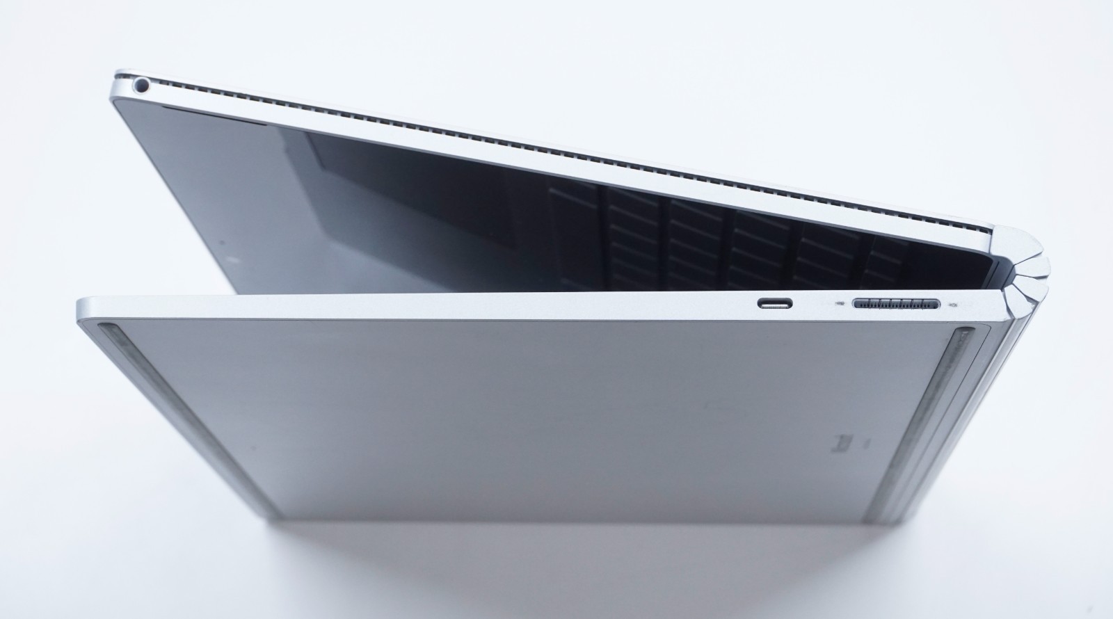 Microsoft SurfaceBook 2 i5-8350U 8GB RAM 250GB SSD W11 Pro
