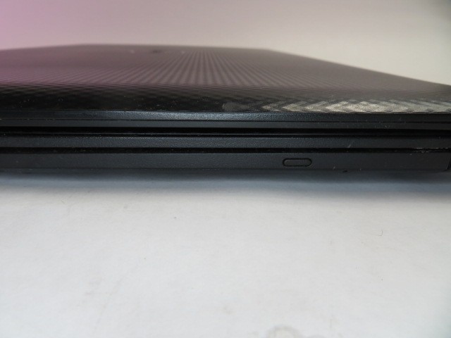 DELL INSPIRON 17″ 3793 i5-1035G1 1.0GHz 8GB 1TB HDD INTEL UHD WIN 11 PRO
