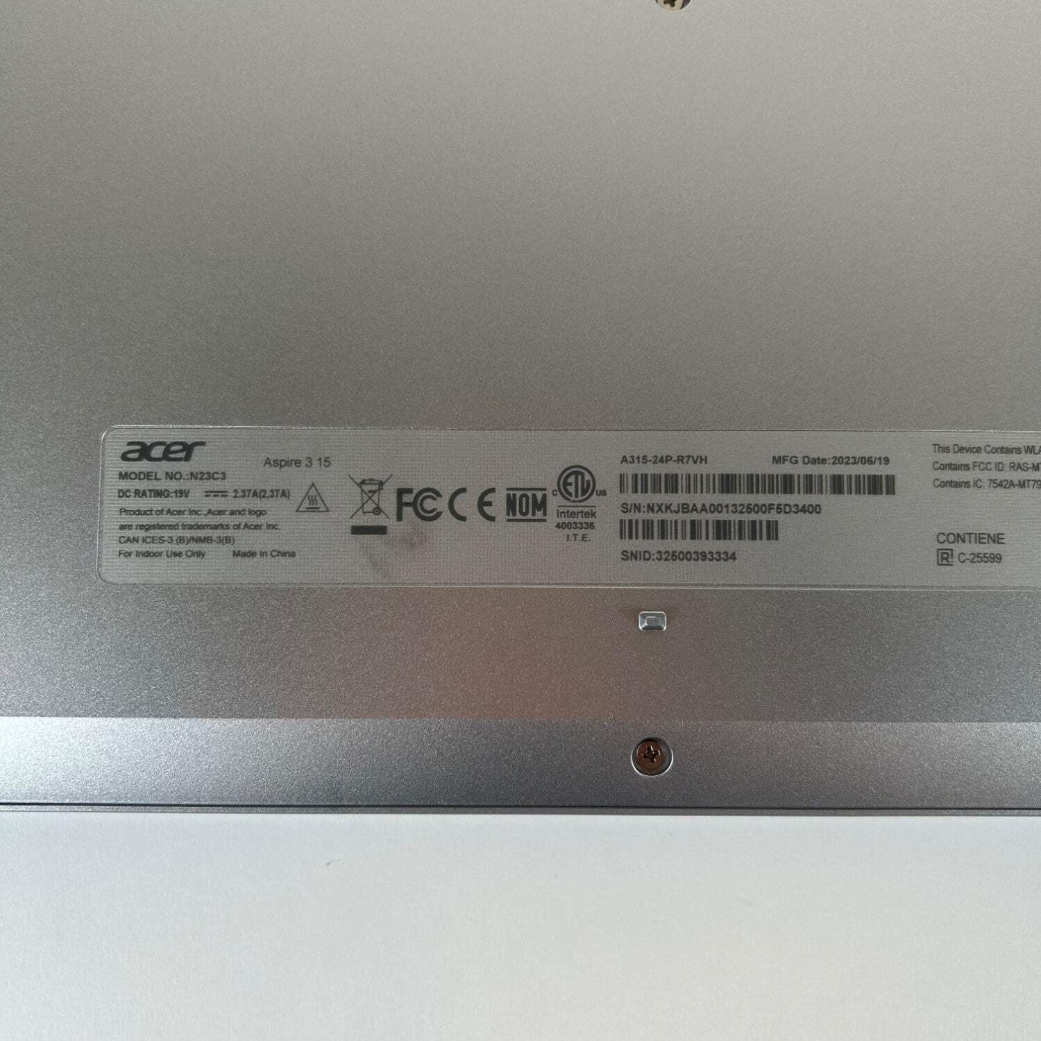 Acer Aspire 3 A315-24P-R7VH 15.6″ Ryzen 3 7320U 2.4GHz 8GB RAM 128GB SSD
