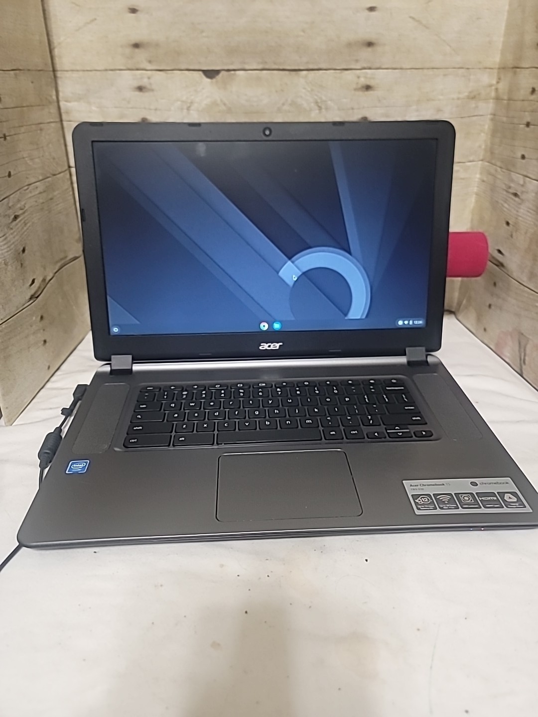 Acer Chromebook 15 CB3-532-108H 15″ Intel Atom x5 E8000 4GB 16GB Mint Condition