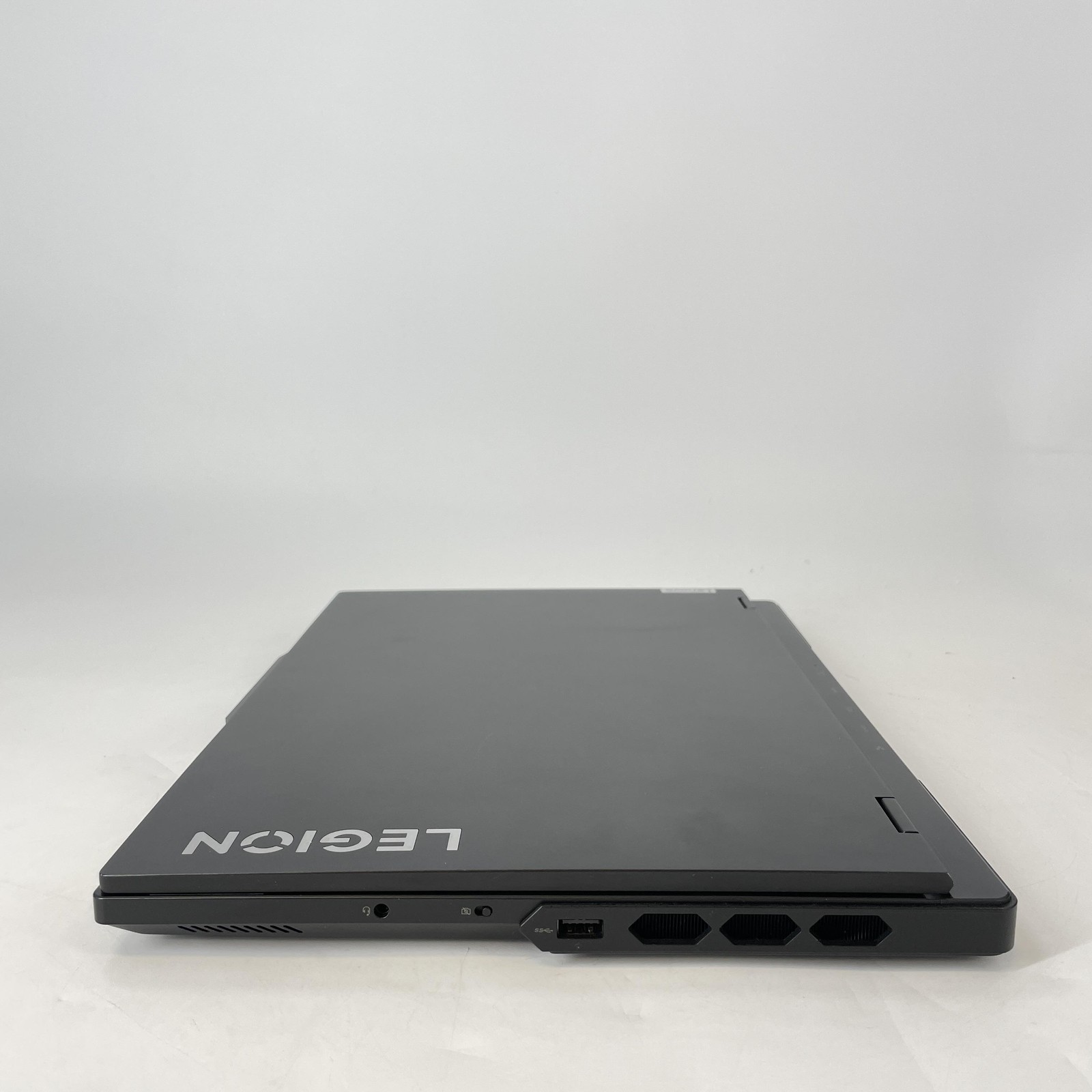 Lenovo Legion Pro 7i Gen 9 16 240Hz QHD+ 2.2GHz i9-14900HX 32GB 1TB/1TB RTX 4080
