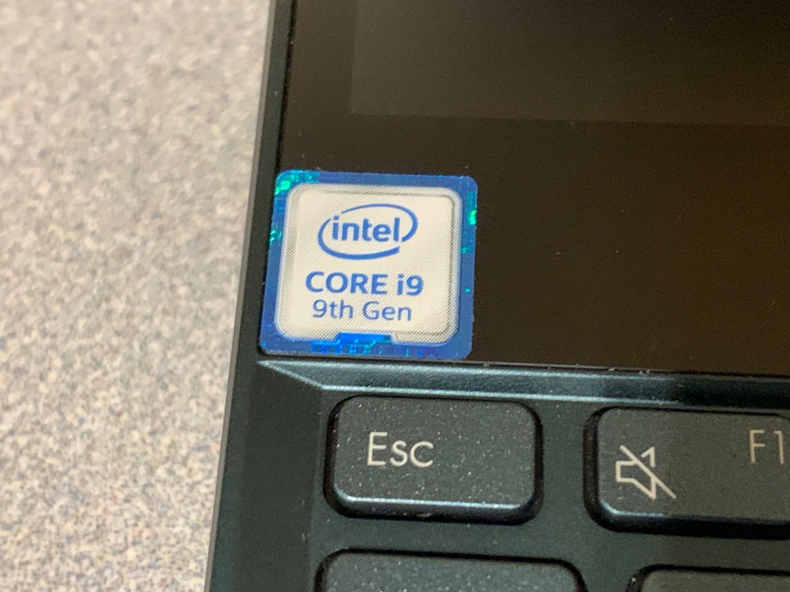 ASUS ZenBook Pro Duo 15.6″ 4K Touch Windows 11 i9 32GB RAM 1TB SSD RTX 2060