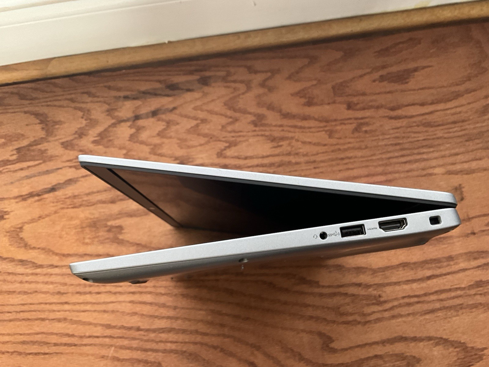 Dell Latitude 5450 14″ Laptop Ultra 7 165U 1.70GHz 16GB RAM 512GB SSD Win 11 Pro