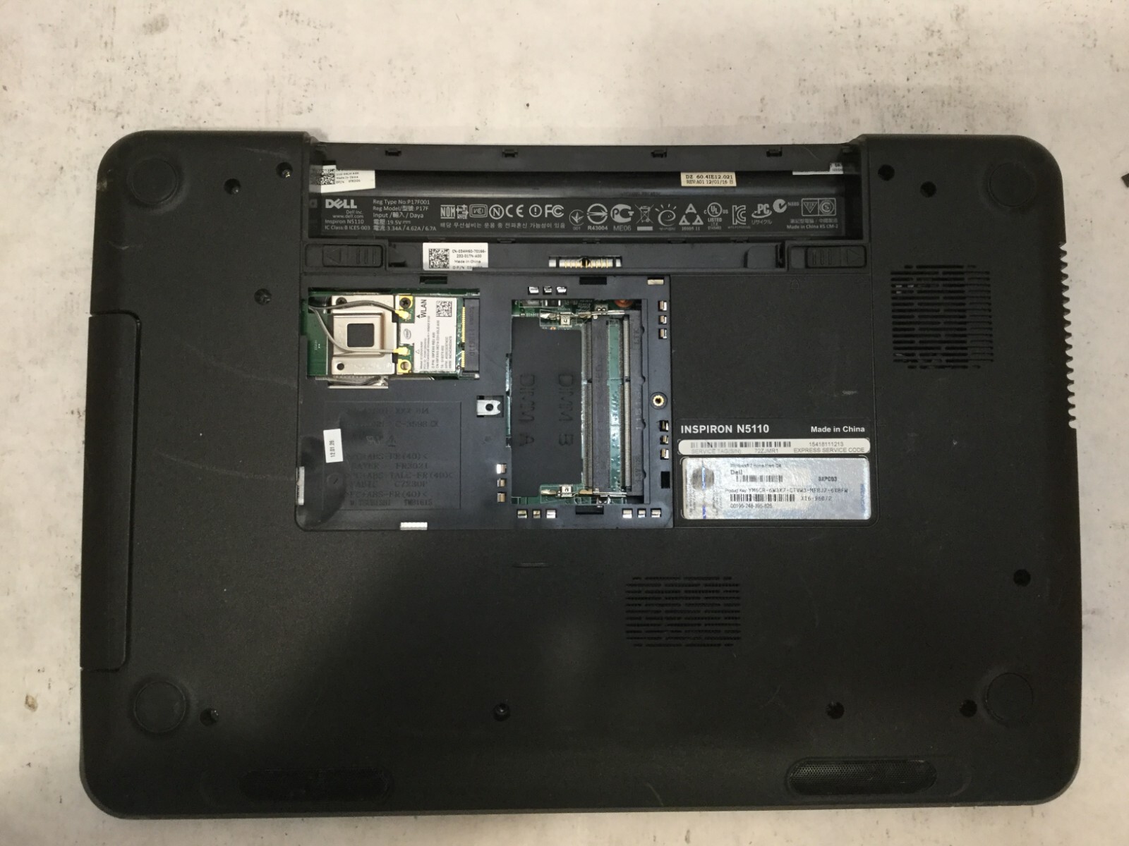 Dell Inspiron N5110 / Intel Core i5-2450M @ 2.50GHz /(CRACKED/MISSING PARTS!)-MR