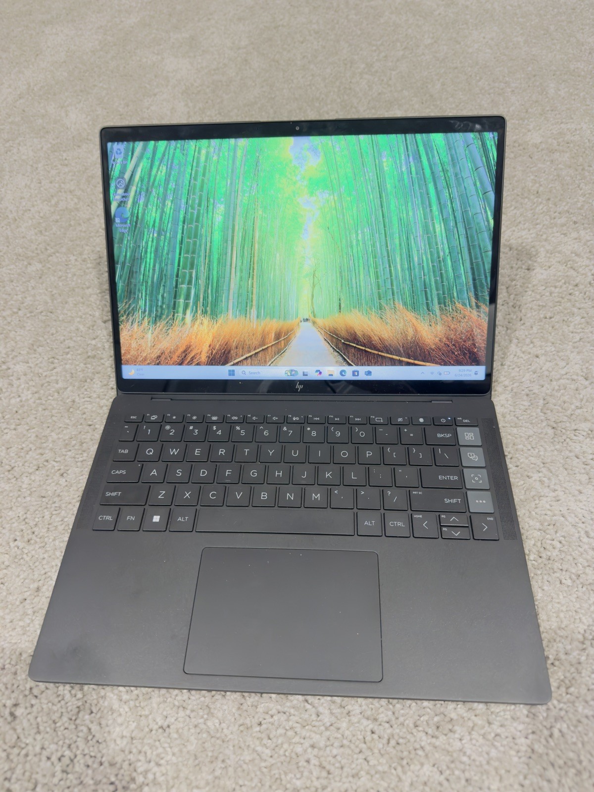 HP Dragonfly Pro One 14.0″ AMD Ryzen 7 7736U 16GB 512GB SSD Windows 11 Home