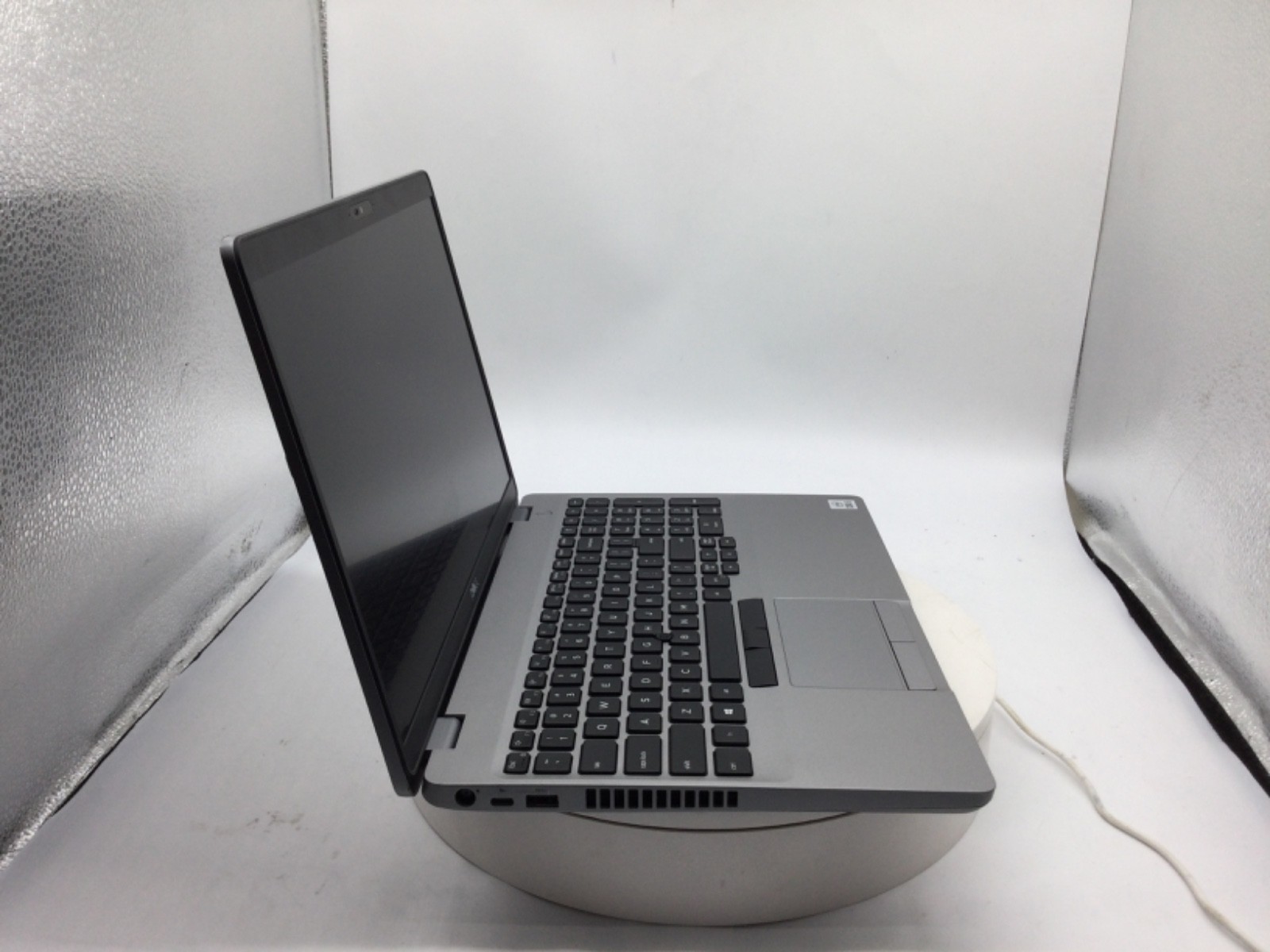 Dell Latitude 5510 15.6″ Laptop 16GB RAM 256GB SSD Windows 11 Pro Used READ