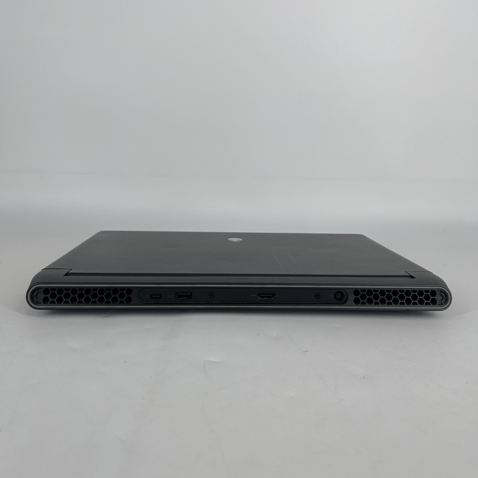 Dell Alienware m15 R7 240Hz 2K i7-12700H 16GB 1TB SSD RTX 3070 Ti WHITE SPOTS