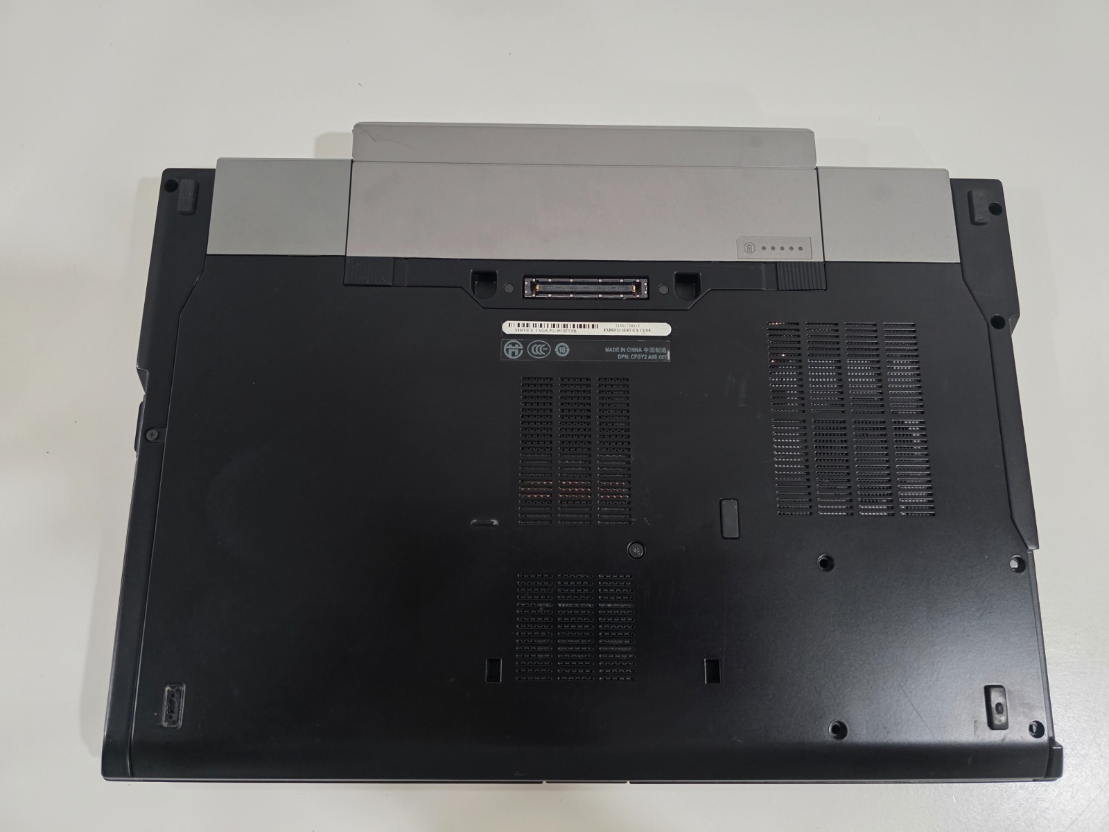 Dell Latitude E6510 Intel Core i5 CPU M 520 4GB Webcam