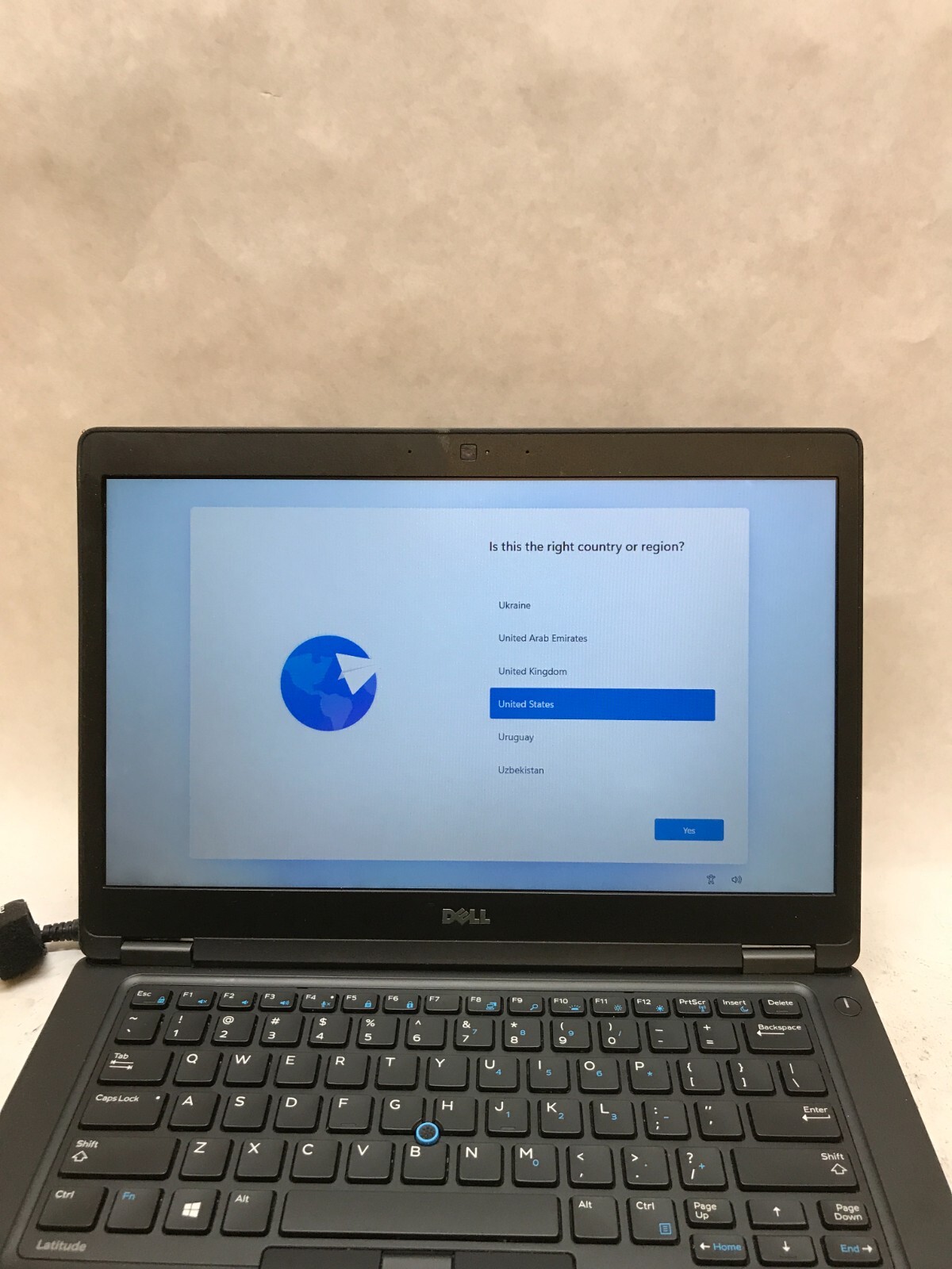 Dell Latitude 5480 14″ Laptop i5 7th Gen 8GB RAM 128GB SSD WIN 11 C-Grade – – DW