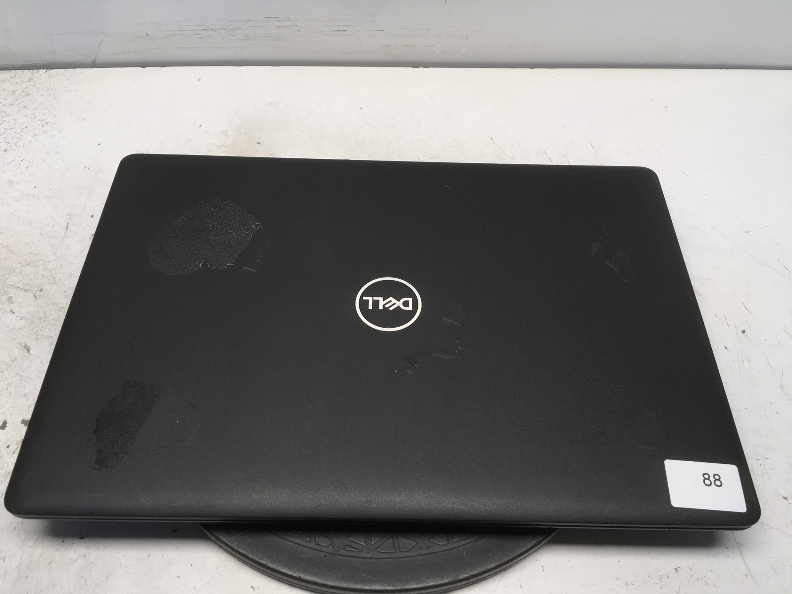 Dell Latitude 3590 Intel i3-7130U 2.7GHz 8 GB NO HDD No Batt