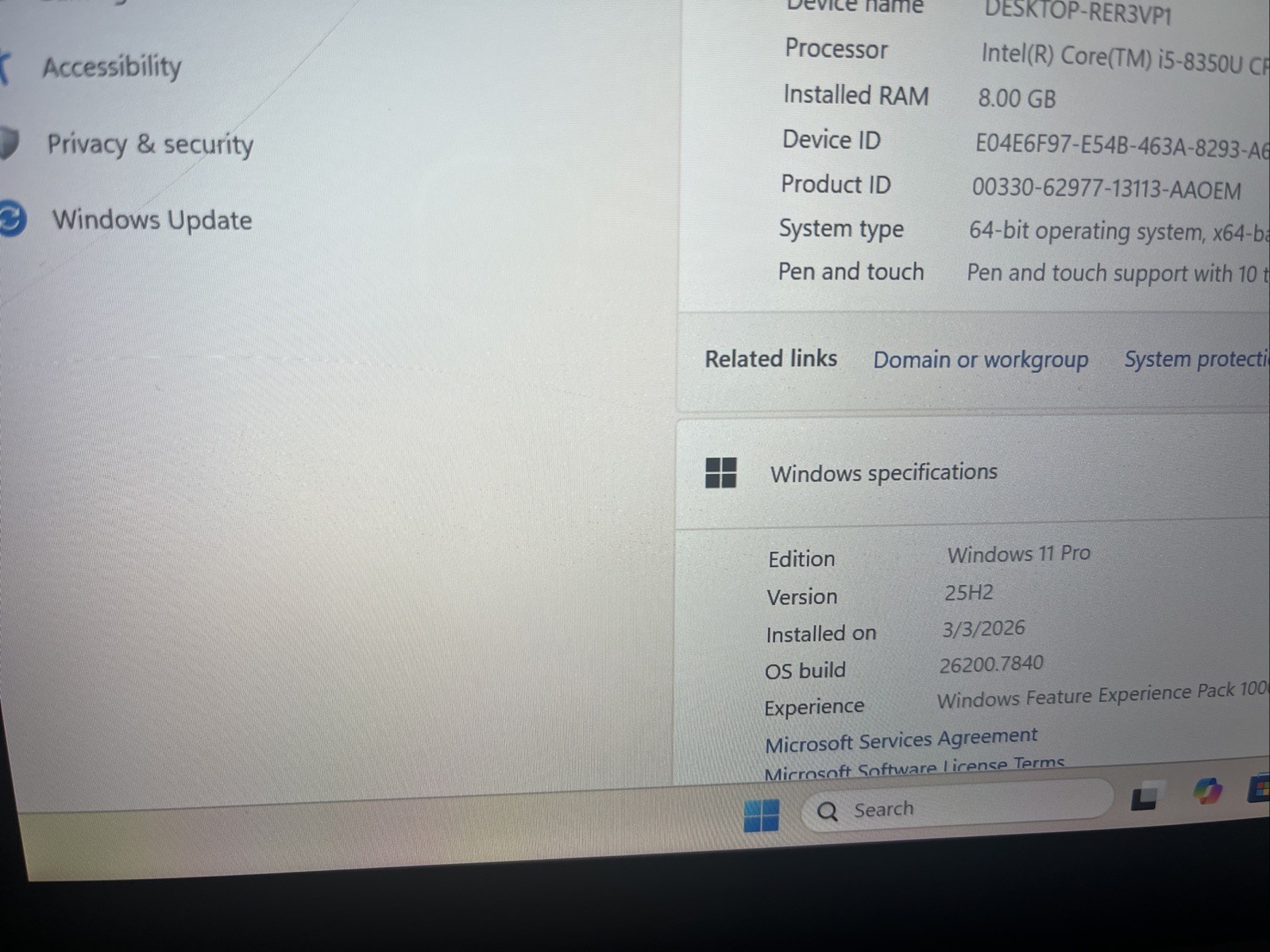 Microsoft Surface Laptop 2 1769 i5-8350U@1.7GHz, 8GB RAM, 128GB SSD *READ*