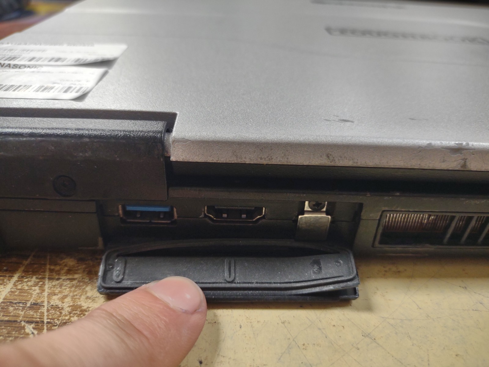 Panasonic ToughBook FZ-55 W/ i5-8365U, 256GB SSD, 16GB RAM. NON TOUCH