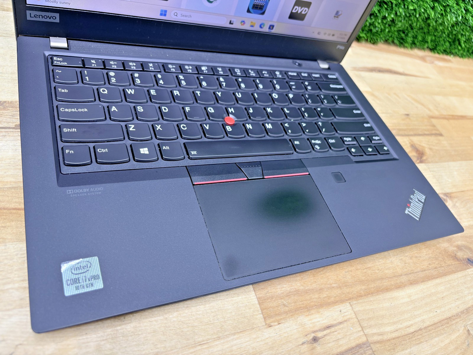 Lenovo ThinkPad P14s G. 1 Intel i7-10th Gen 1.80GHz 16GB RAM 256GB SSD W 11 Pro*