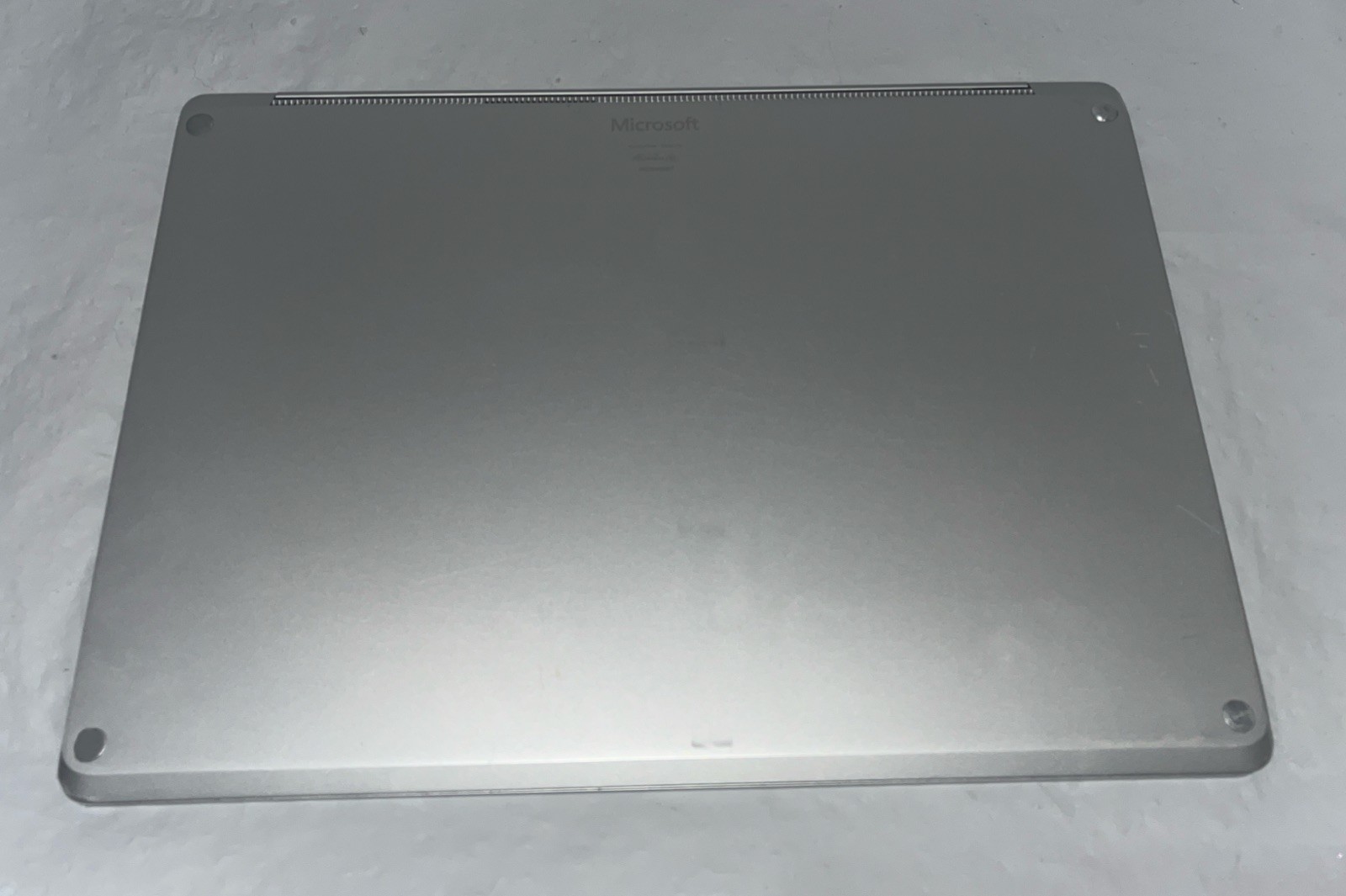 Microsoft Surface Laptop 2 1769 i5-8350U@1.7GHz, 8GB RAM, 128GB SSD *READ*