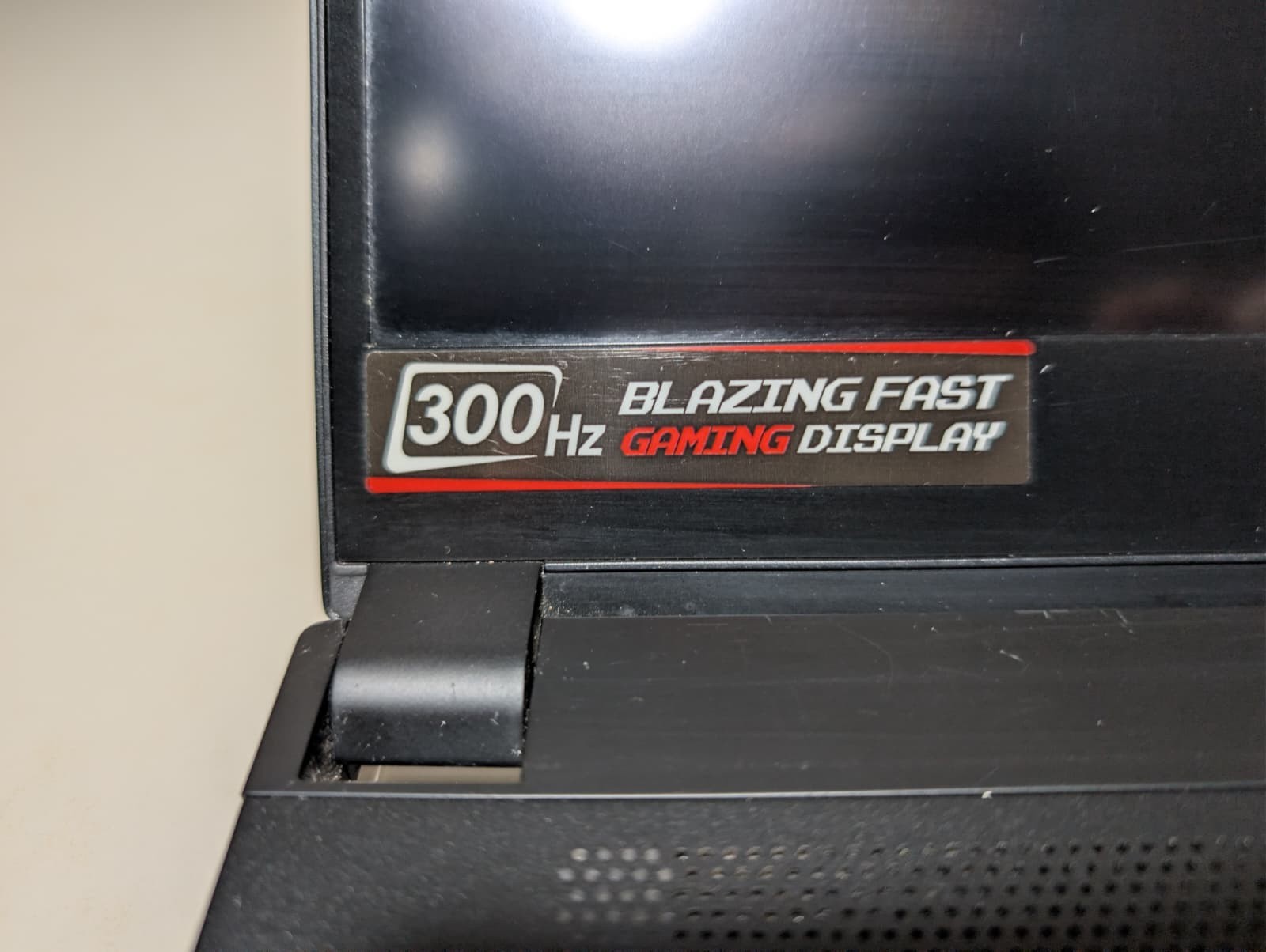 MSI GS66 Stealth | i7 10th 32GB RAM 1TB SSD | FHD@300Hz RGB NVIDIA 2070 Super